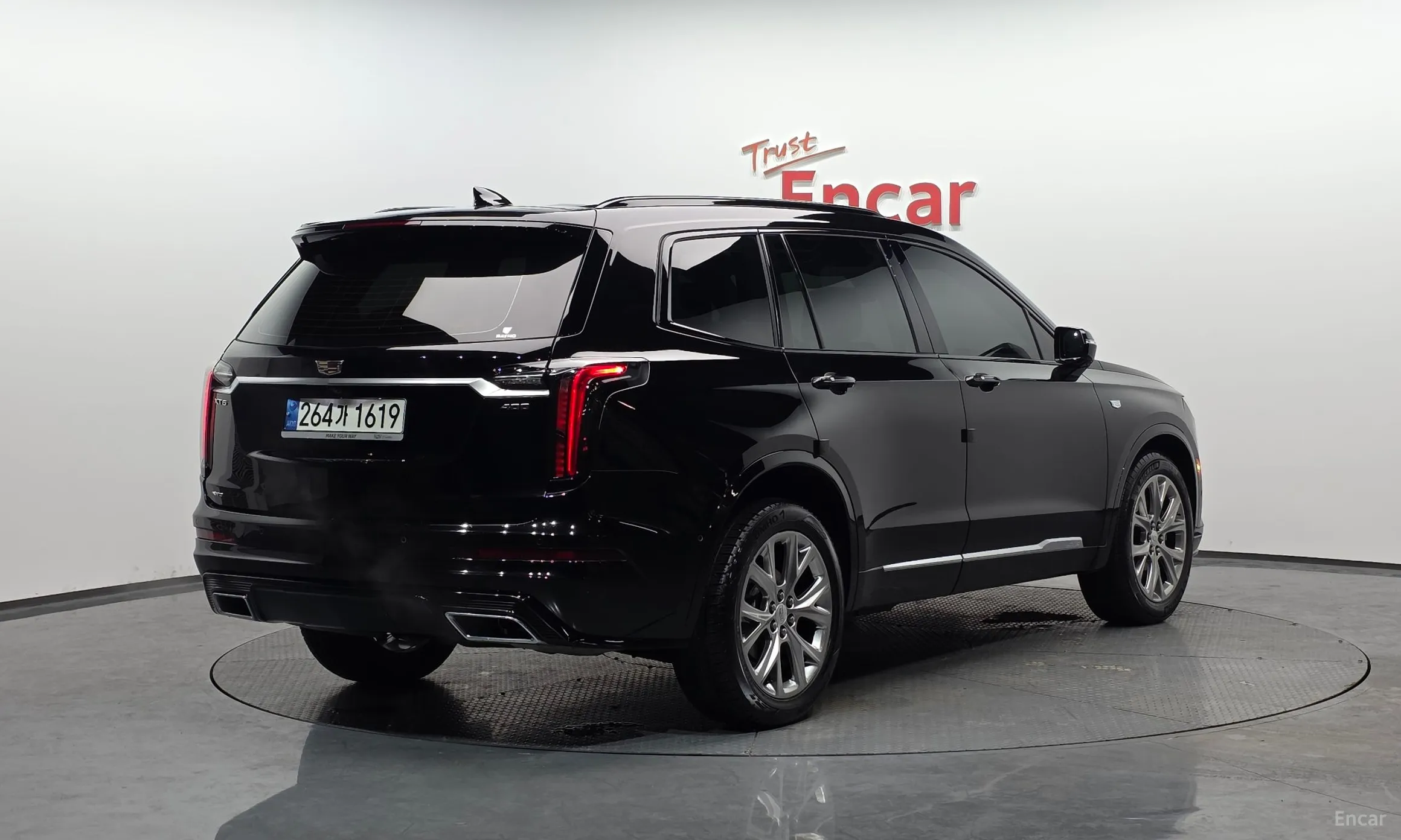 Cadillac XT6