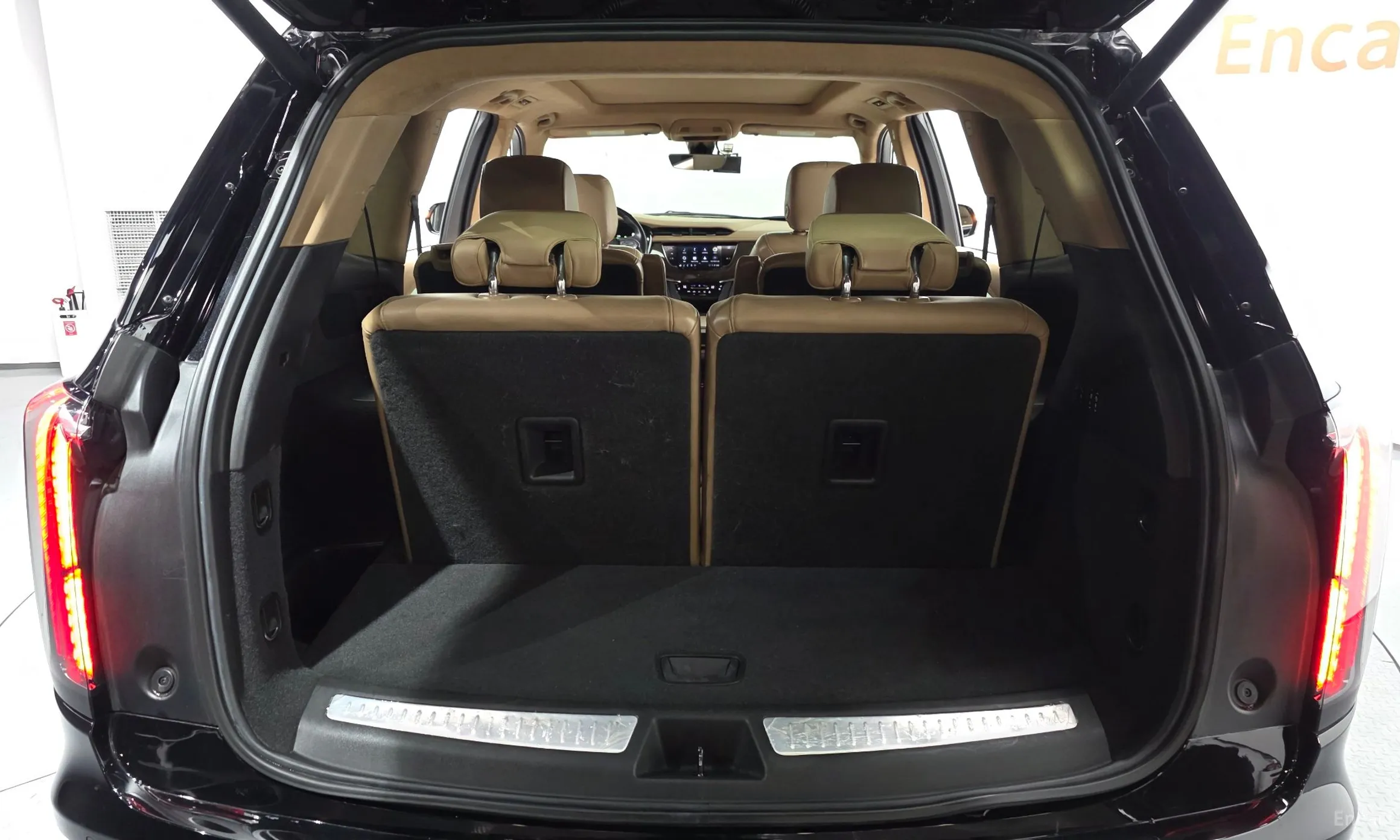 Cadillac XT6 превью 20