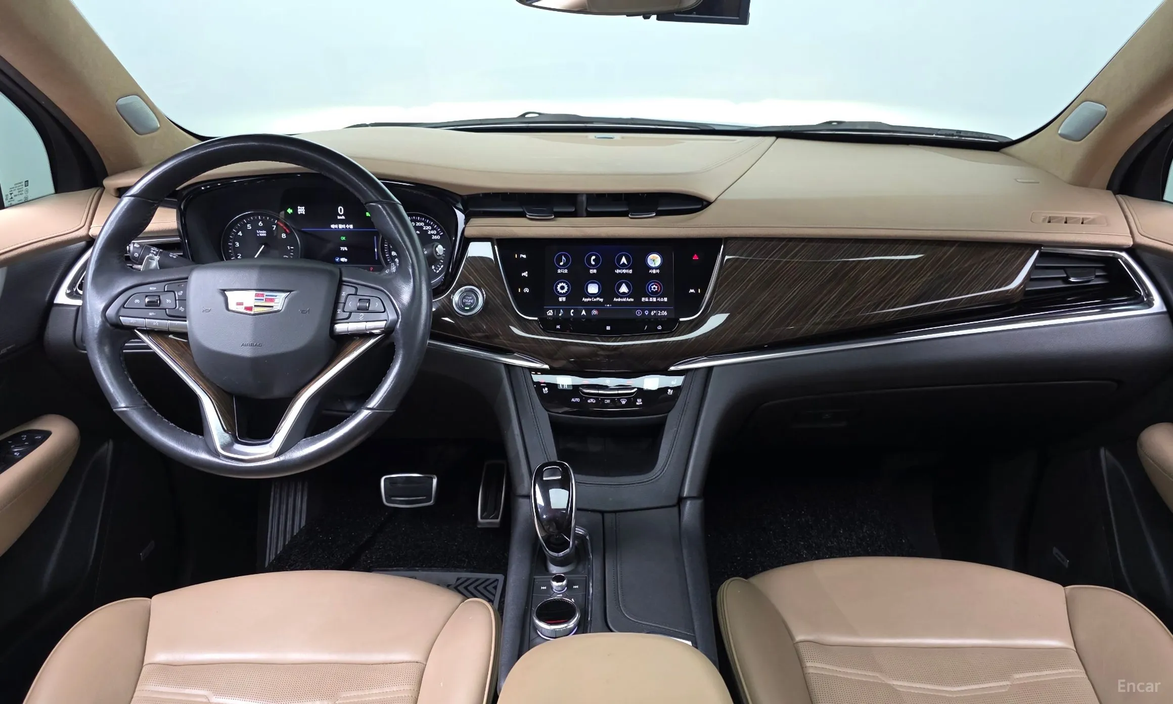 Cadillac XT6 превью 7