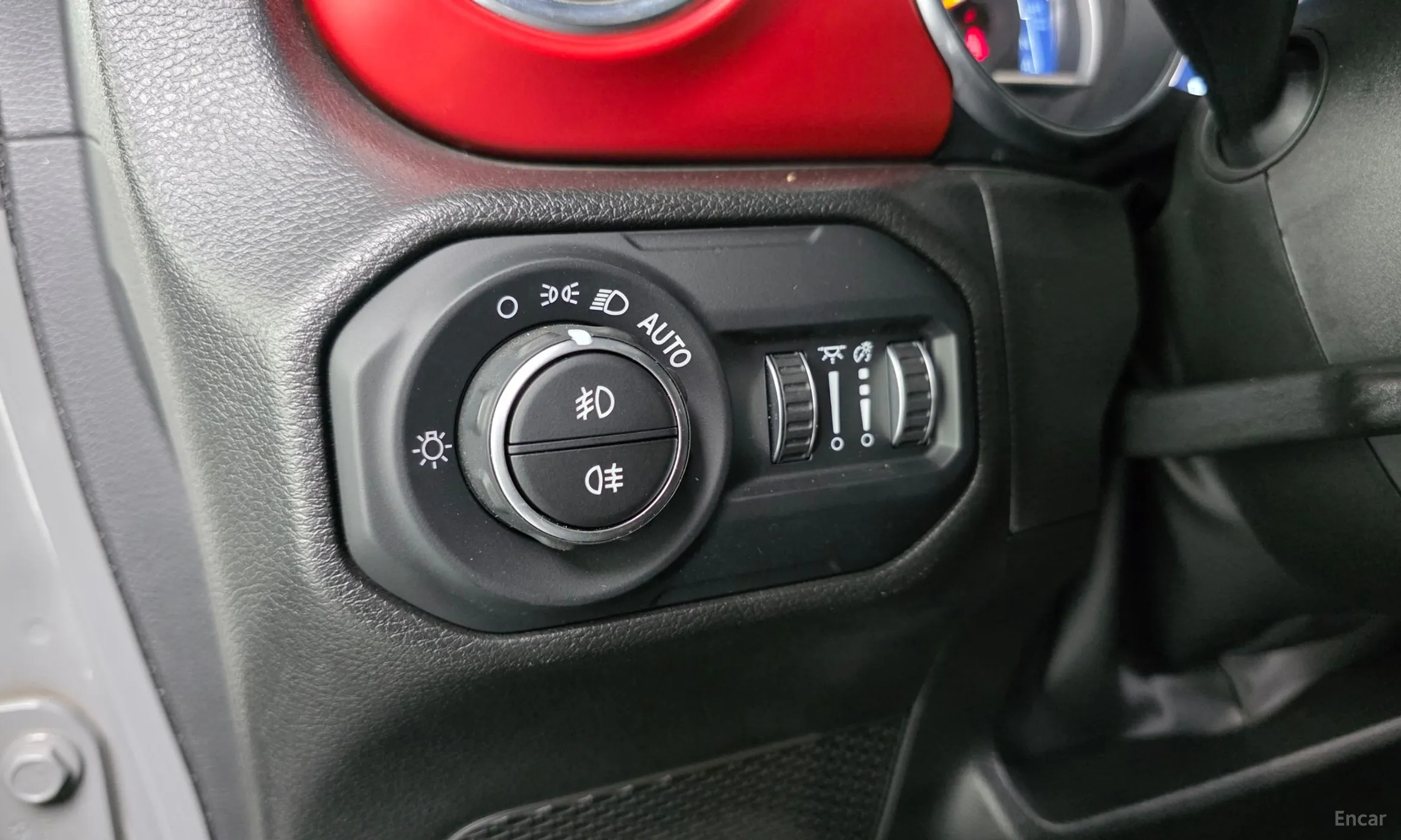 Jeep Wrangler (JL) превью 13