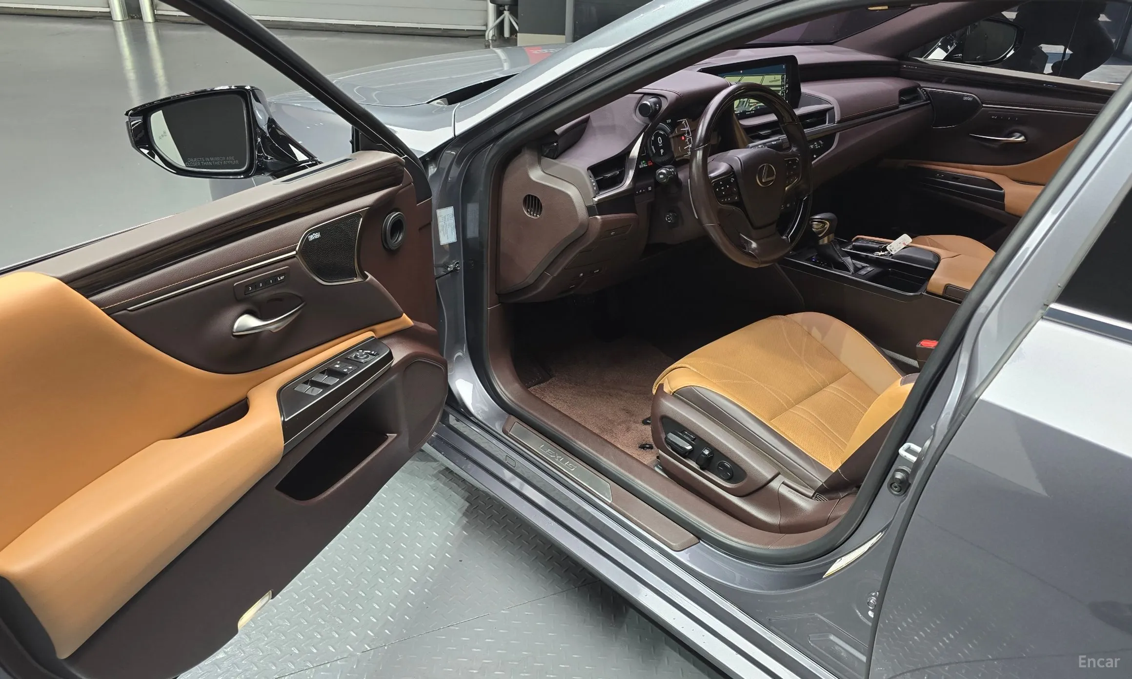 Lexus ES300h 7th Generation превью 11