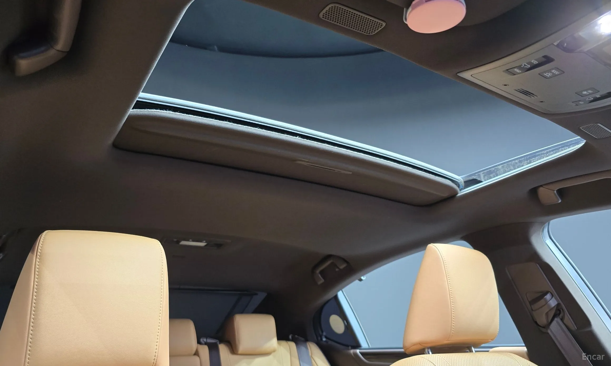 Lexus ES300h 7th Generation превью 19