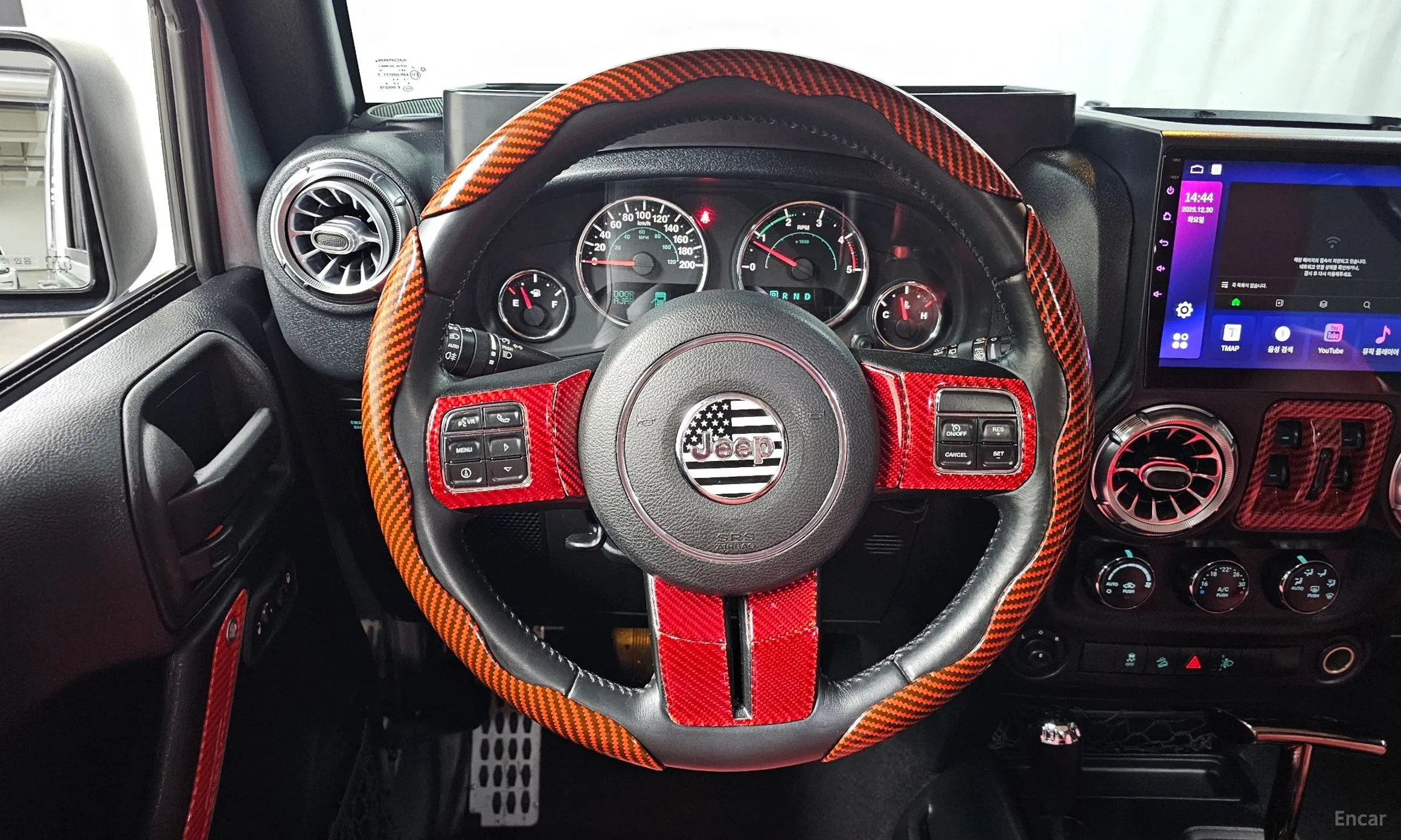Jeep Wrangler (JK) превью 13