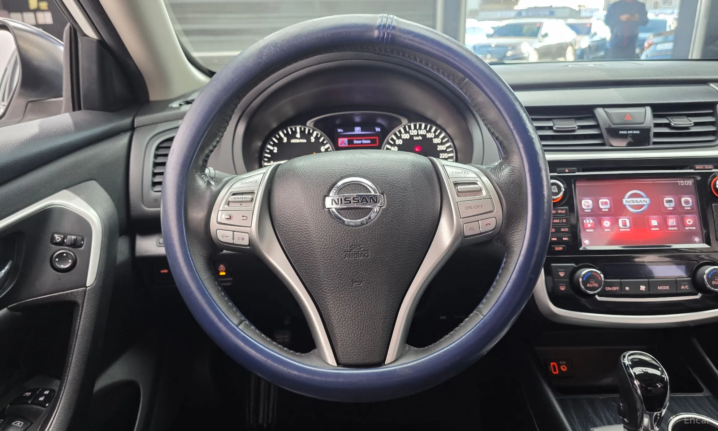 Nissan Altima превью 13