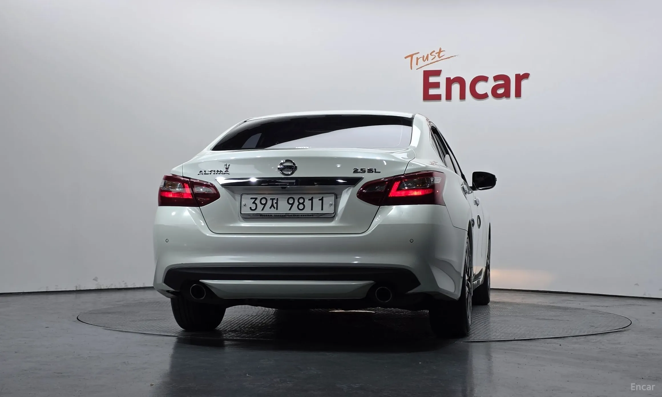 Nissan Altima превью 4