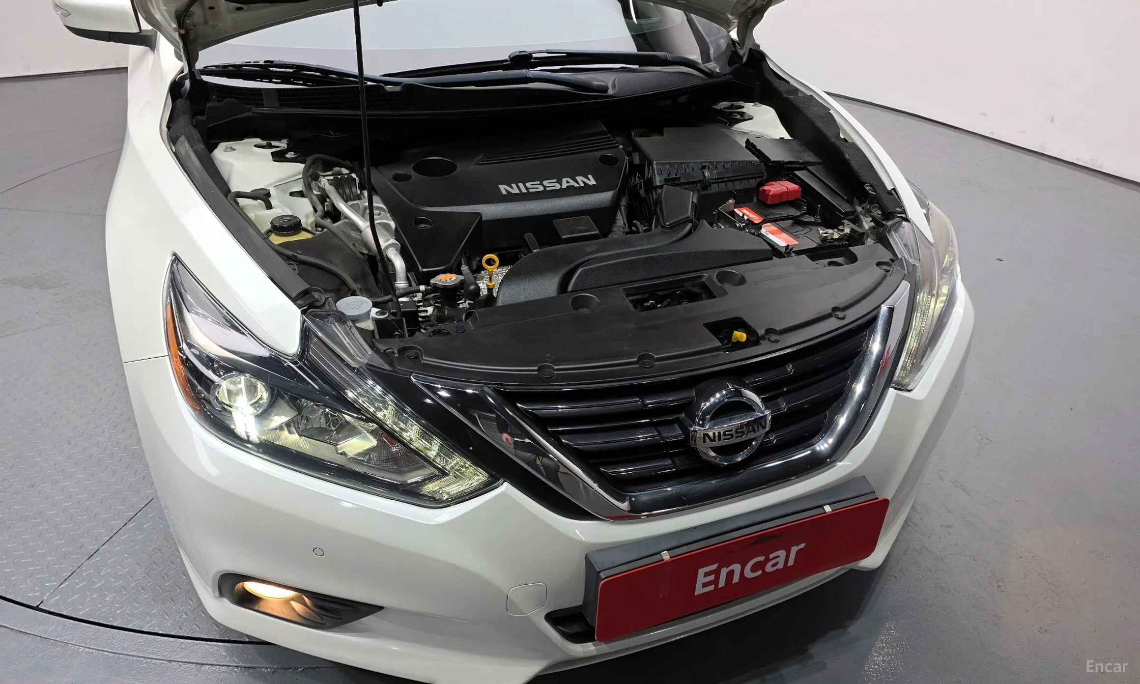 Nissan Altima превью 6