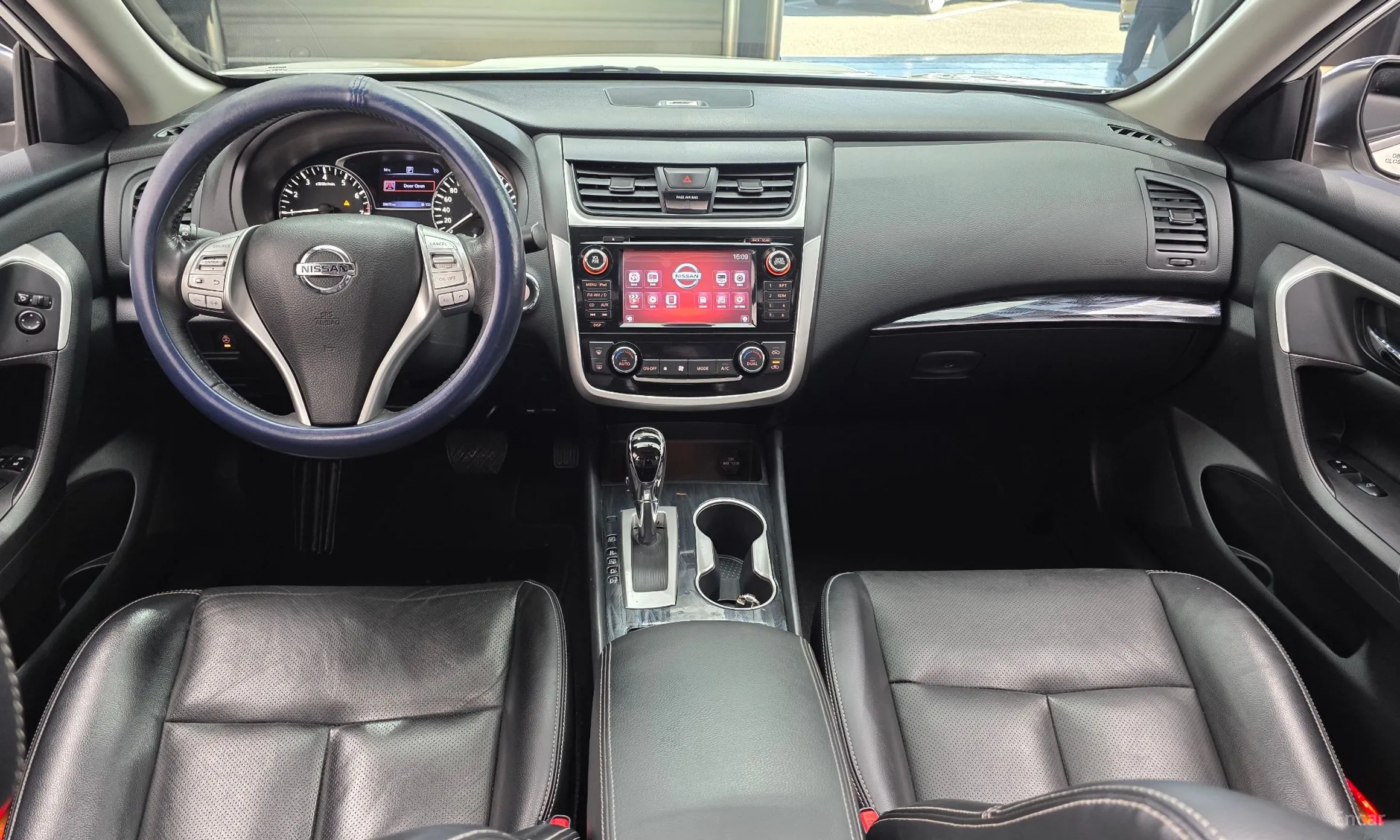 Nissan Altima превью 7