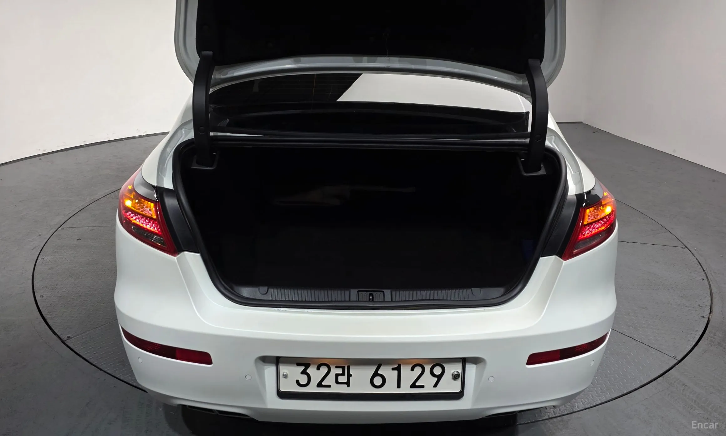 Renault Korea (Samsung) SM7 превью 20