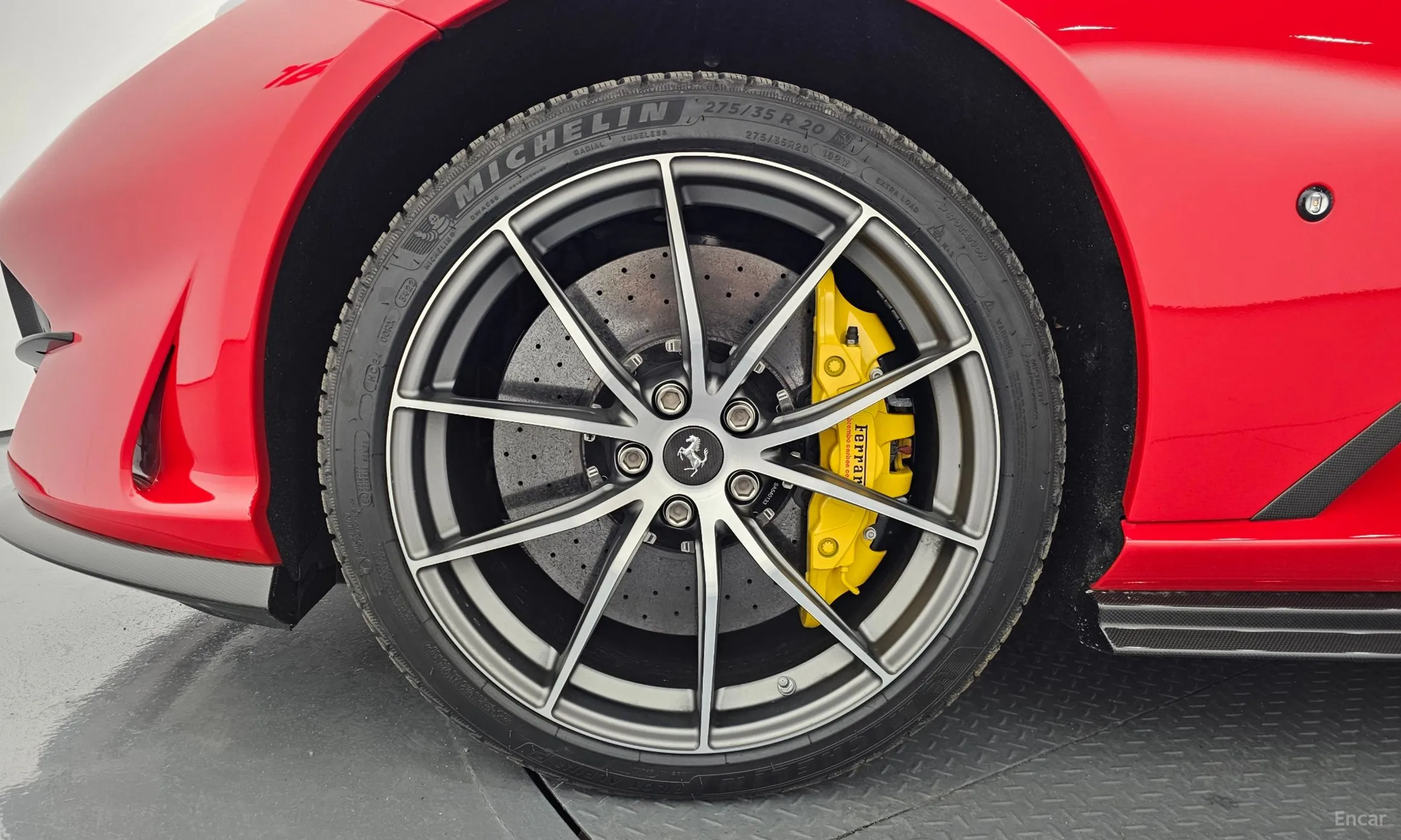Ferrari 812 GTS превью 5