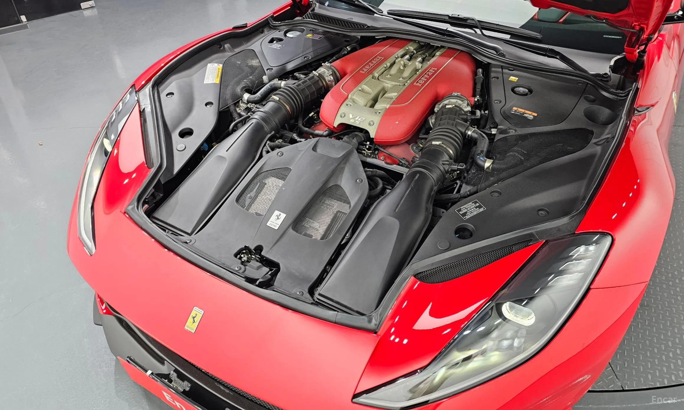 Ferrari 812 GTS превью 6