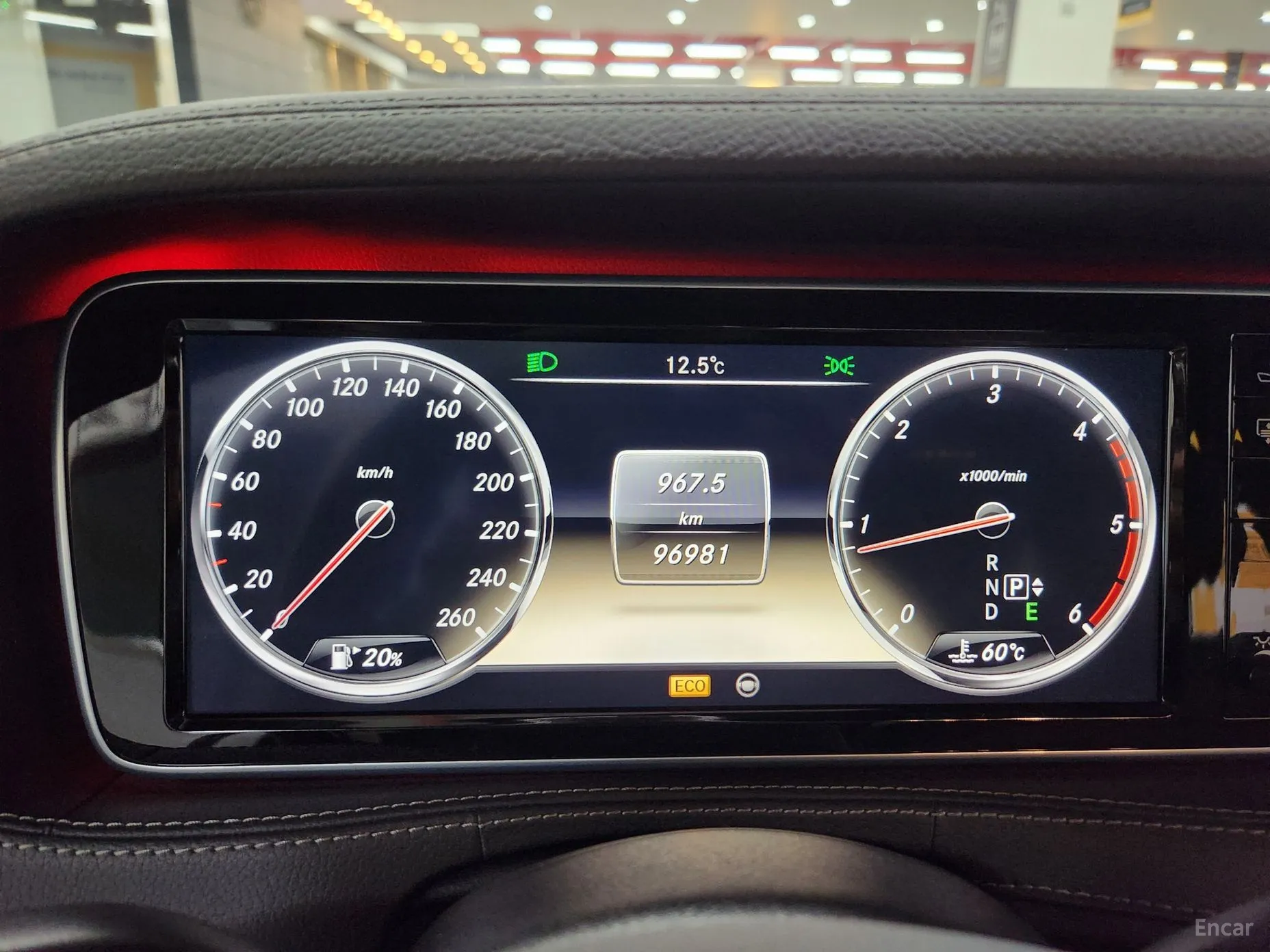 Mercedes Benz S-Class W222 превью 8