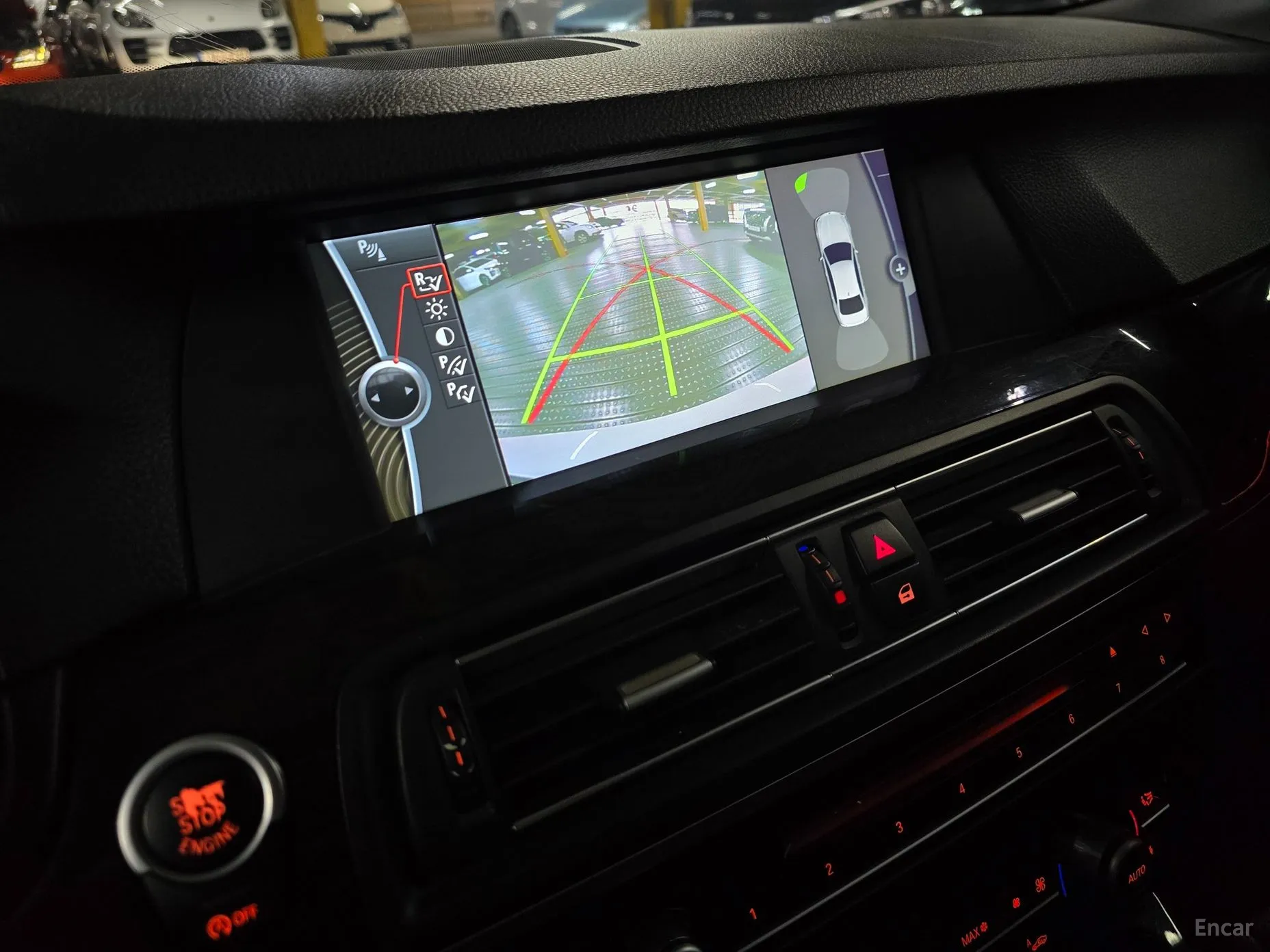 BMW 5 Series (F10) превью 18