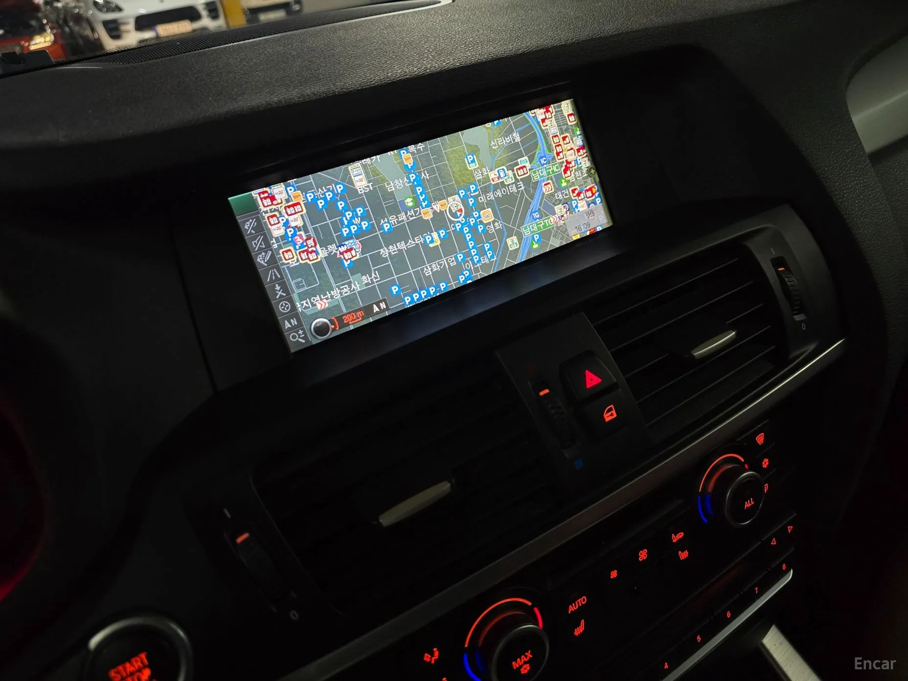BMW X3 (F25) превью 16