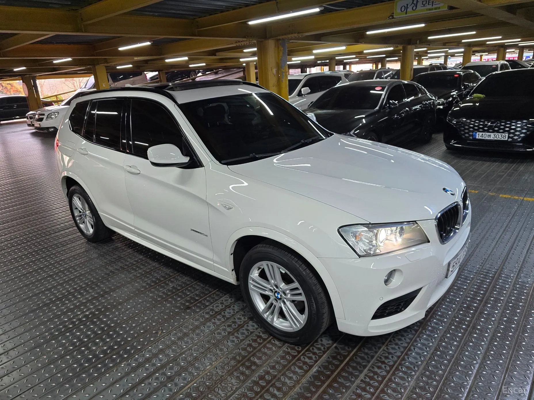 BMW X3 (F25) превью 4