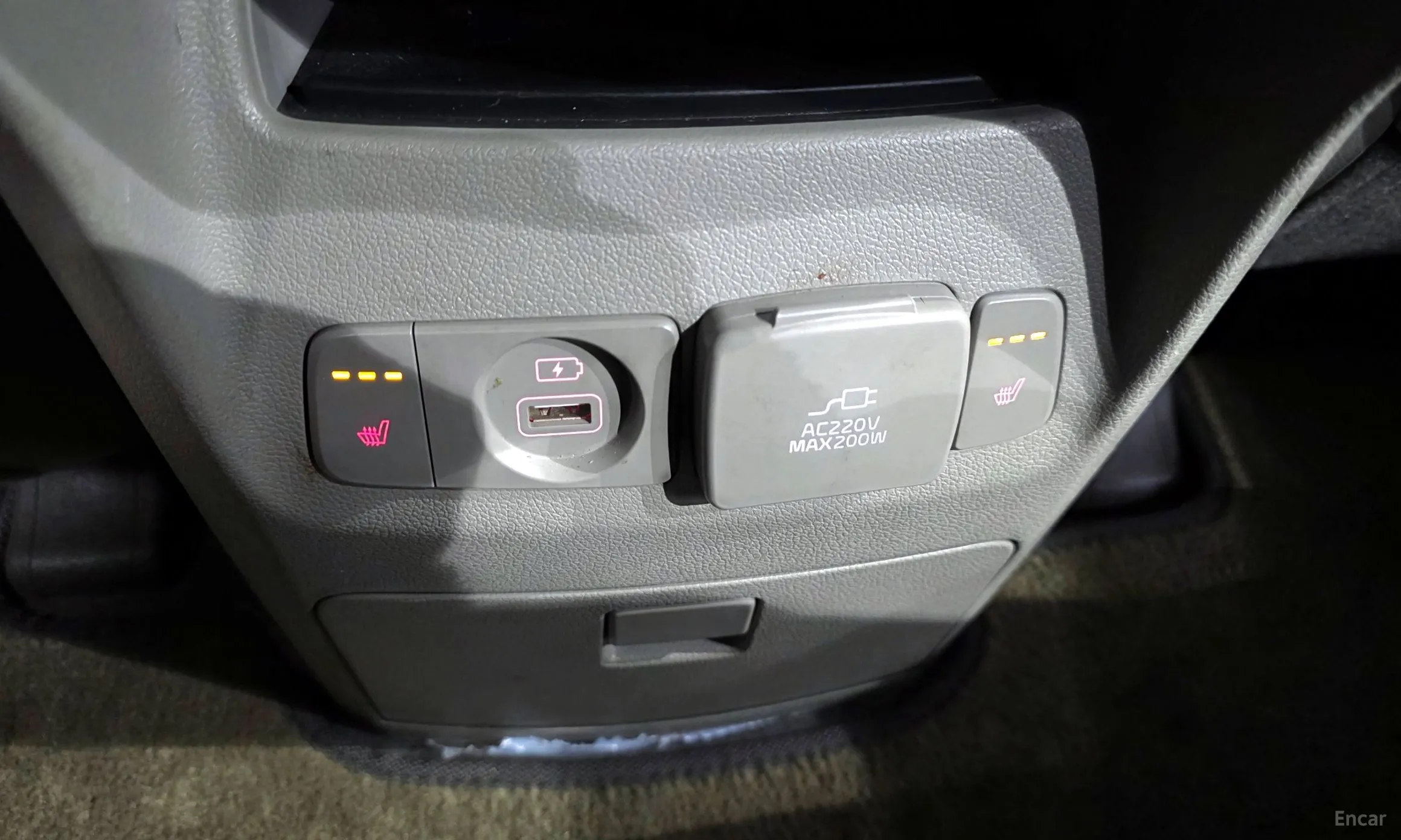 Kia Carnival превью 19