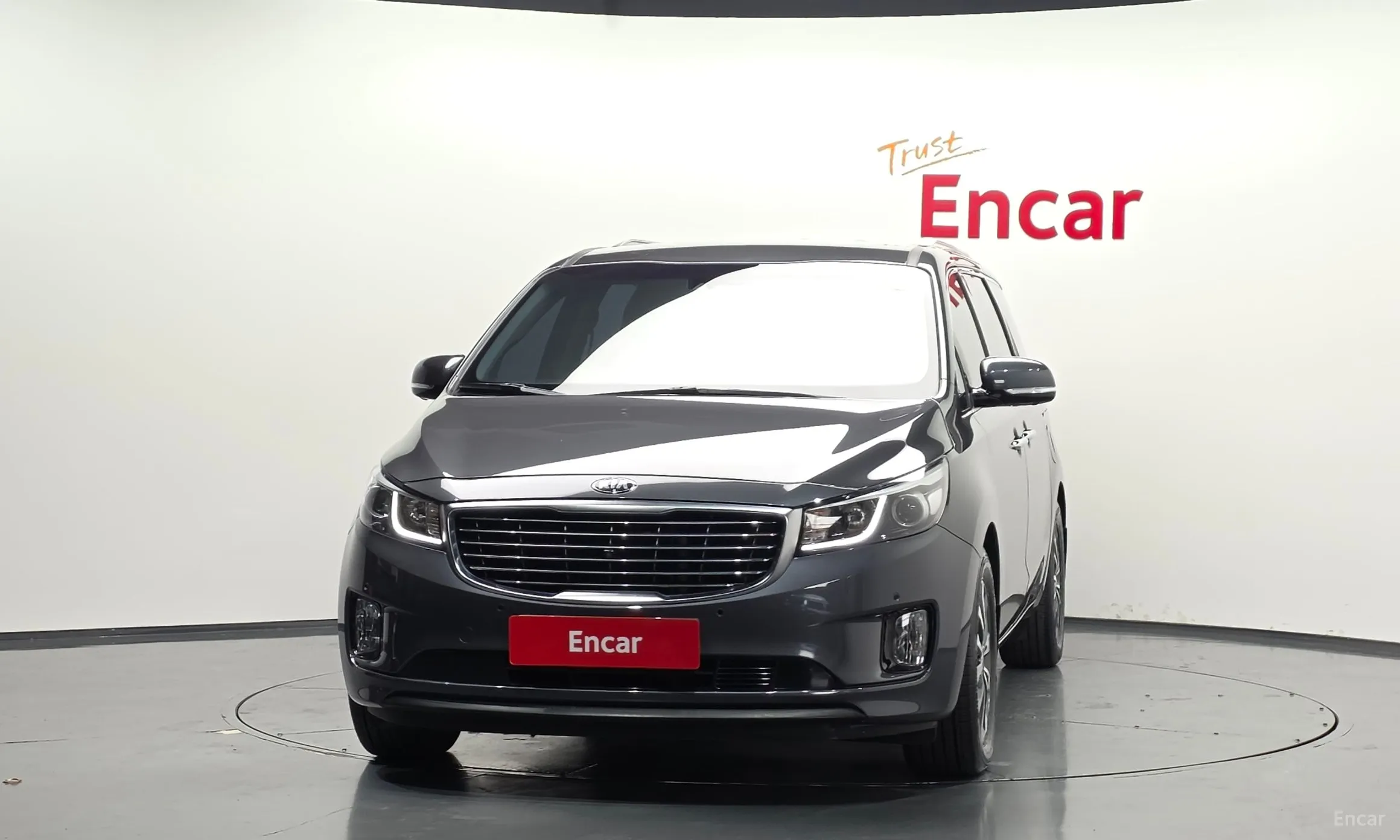 Kia Carnival превью 3