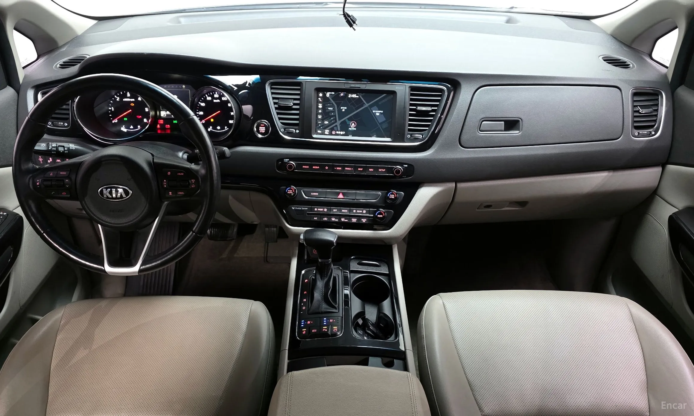 Kia Carnival превью 7