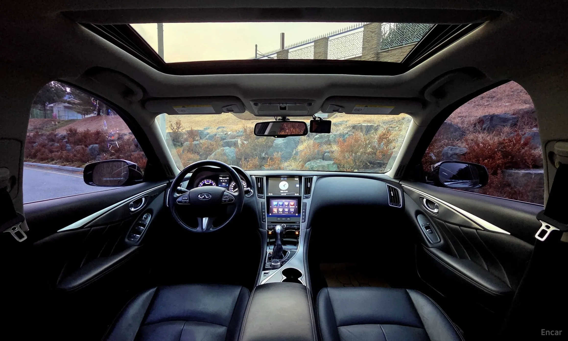 Infiniti Q50 превью 10