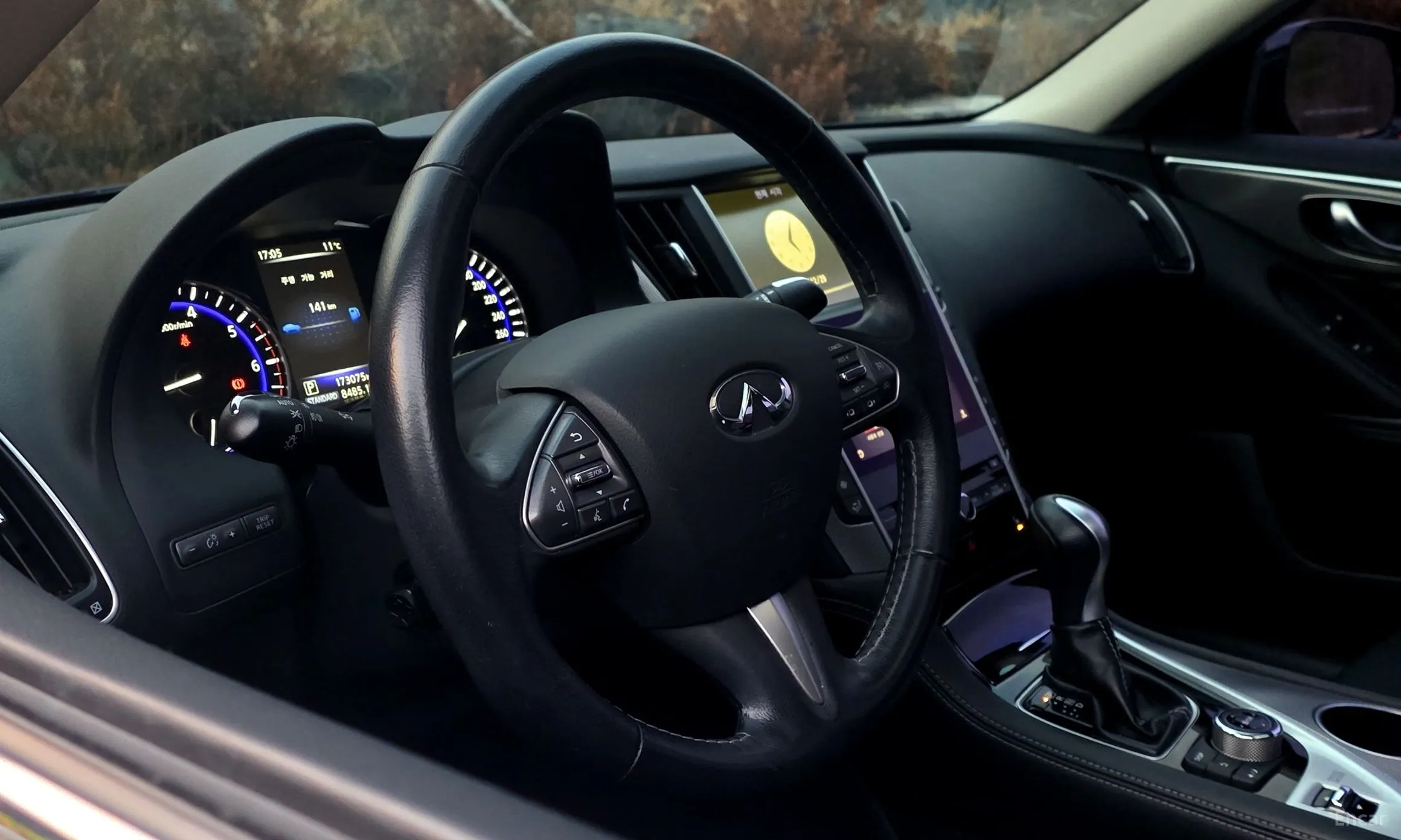 Infiniti Q50 превью 8