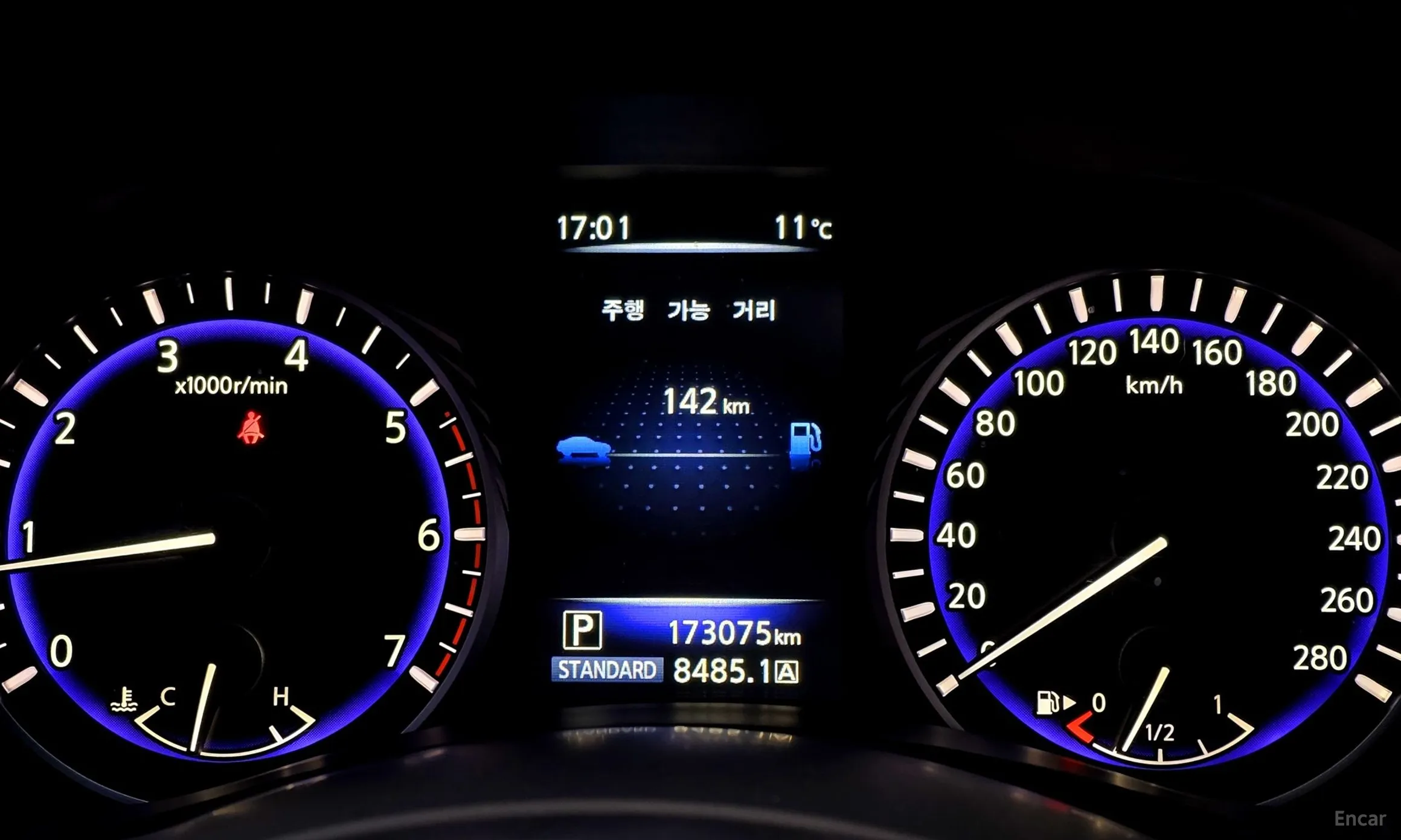 Infiniti Q50 превью 9