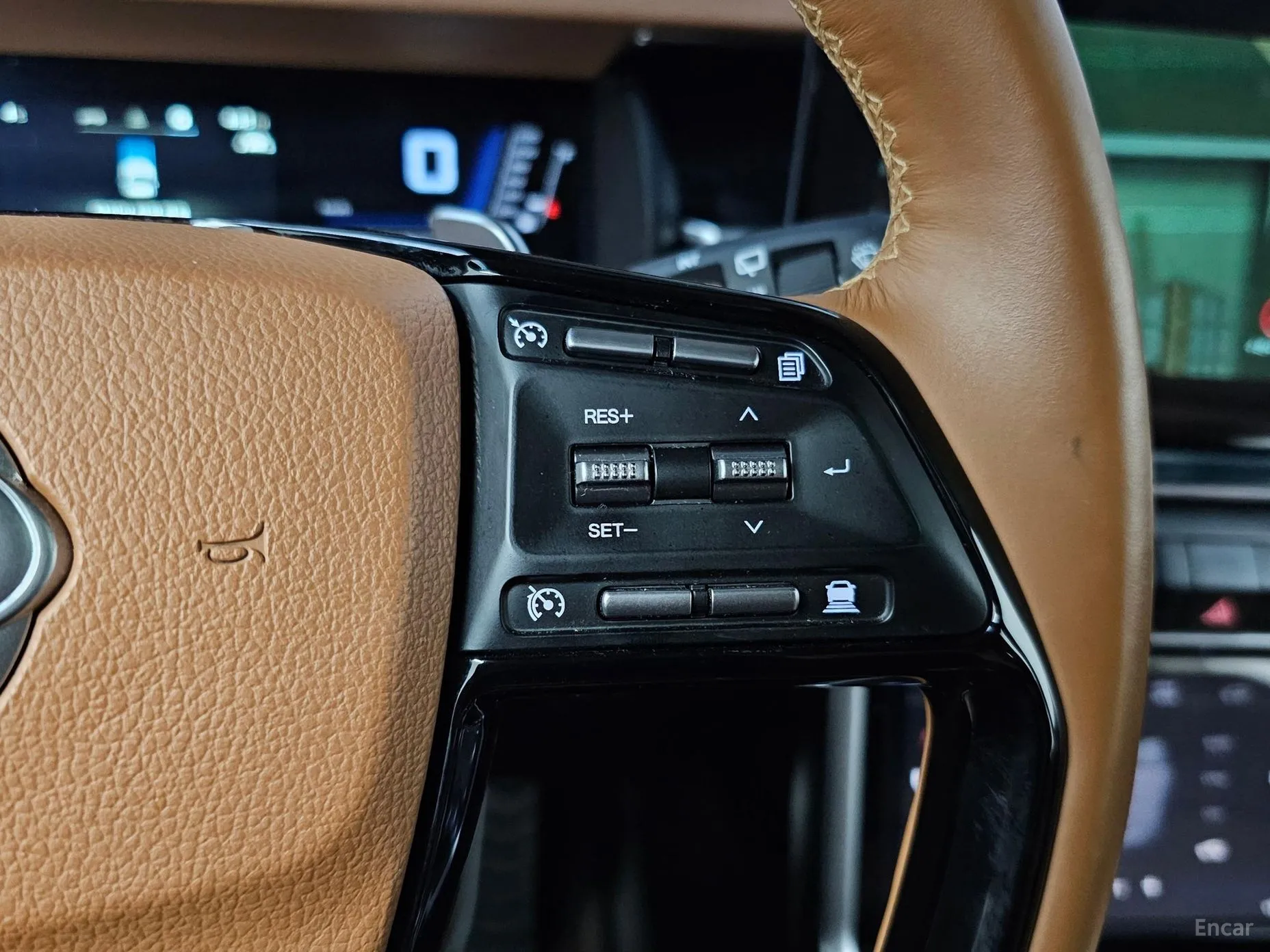 KG Mobility (SsangYong) Torres превью 18