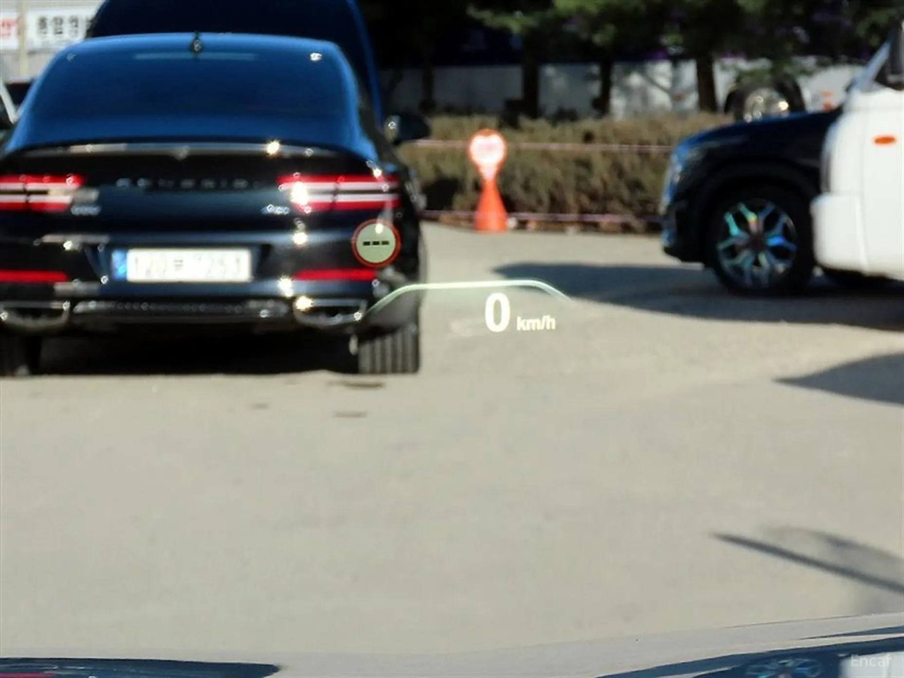 BMW 5 Series (G30) превью 10