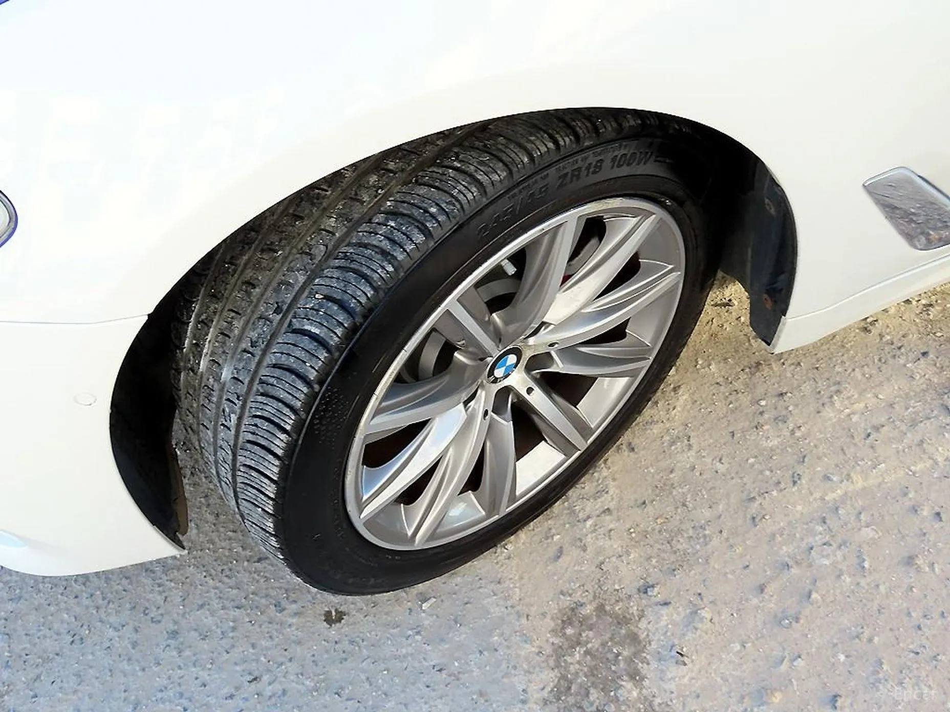 BMW 5 Series (G30) превью 20