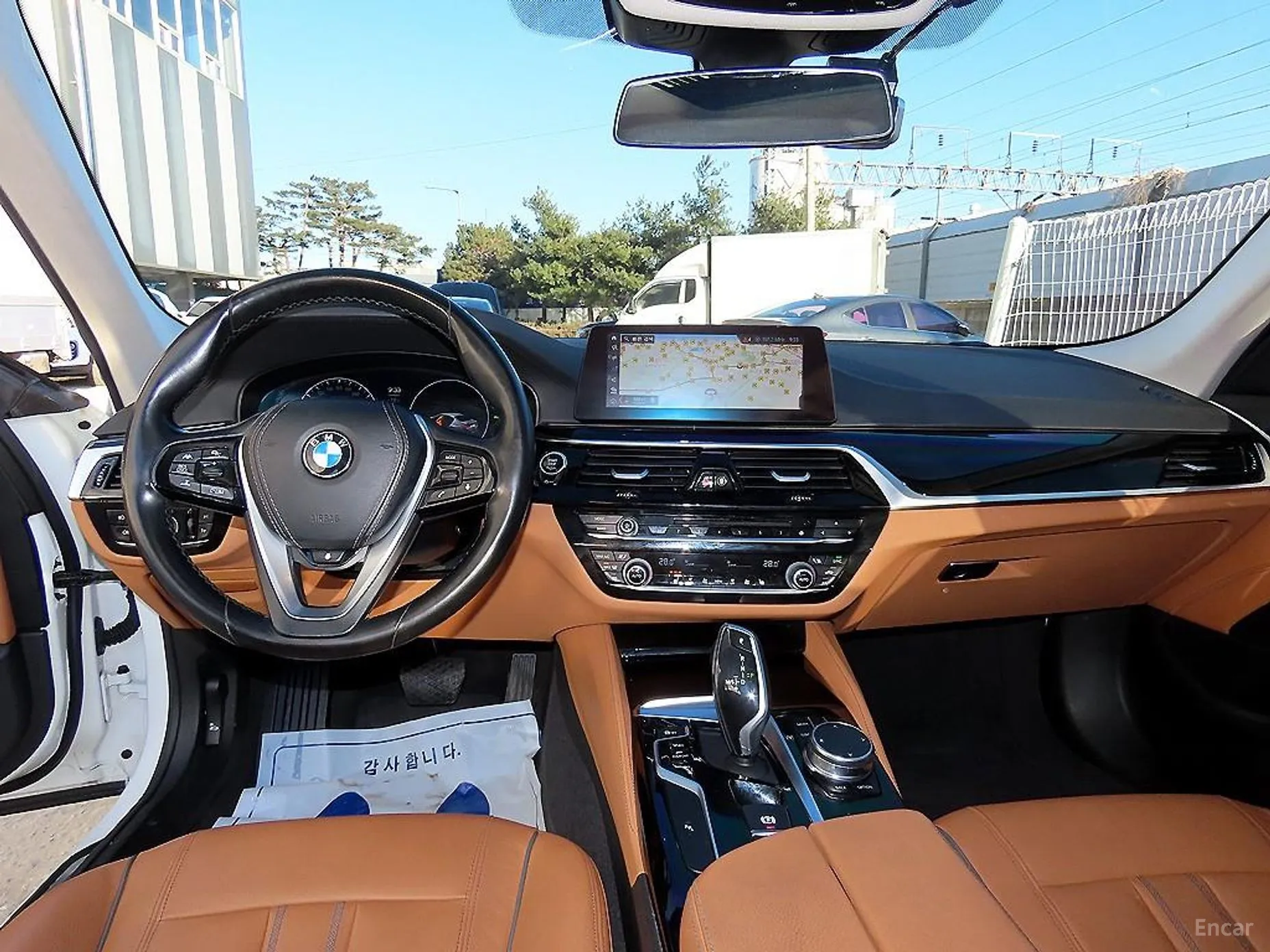 BMW 5 Series (G30) превью 7
