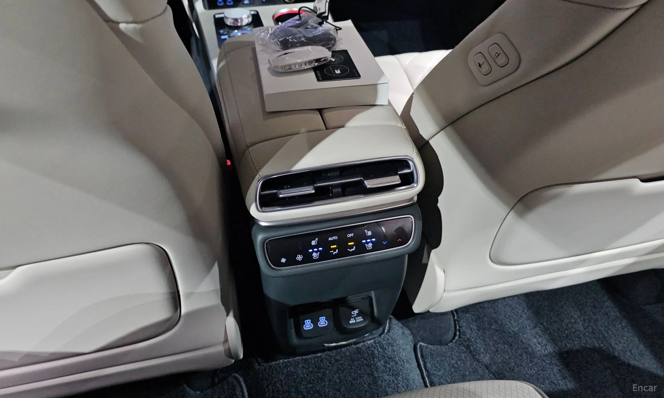 Genesis GV80 превью 18