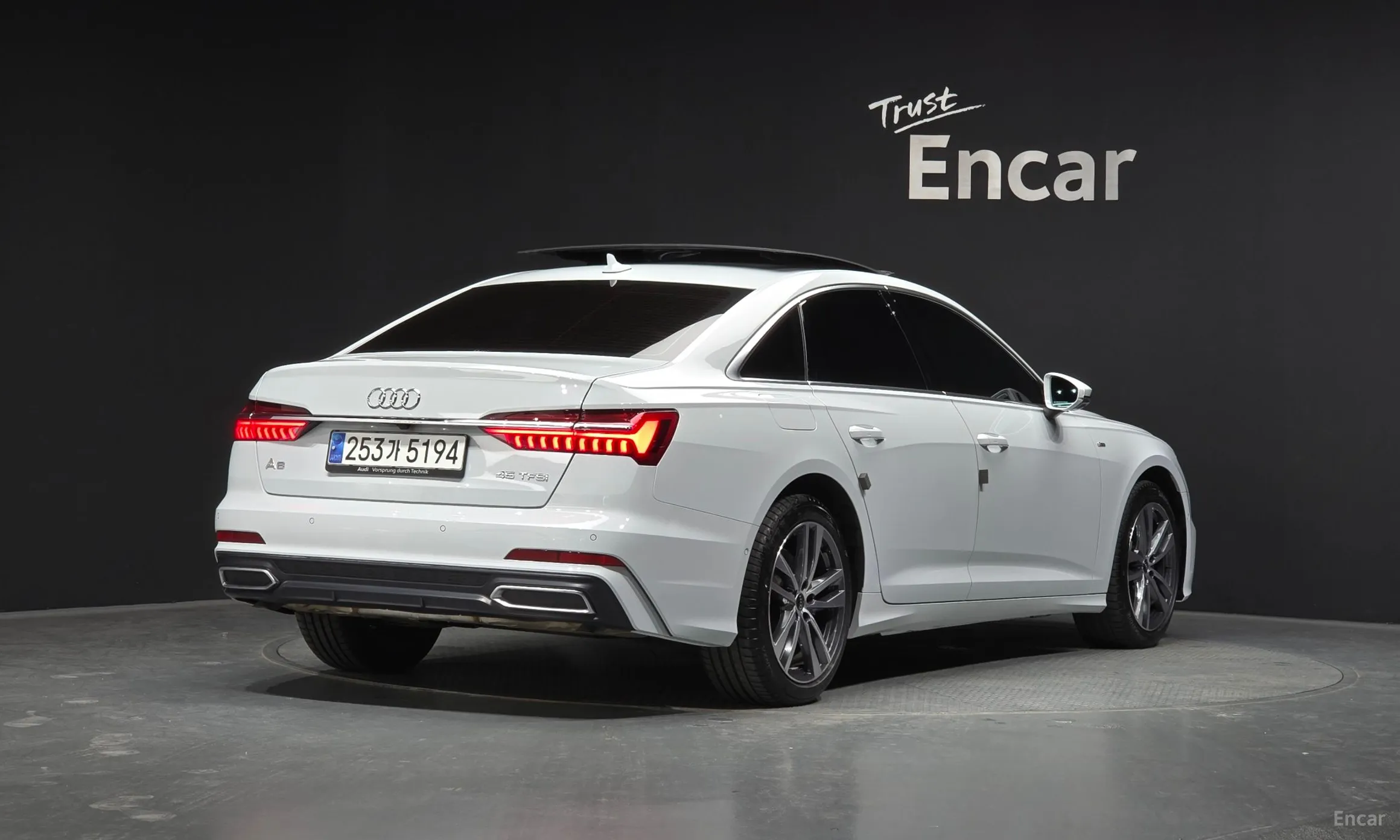 Audi A6 (C8)