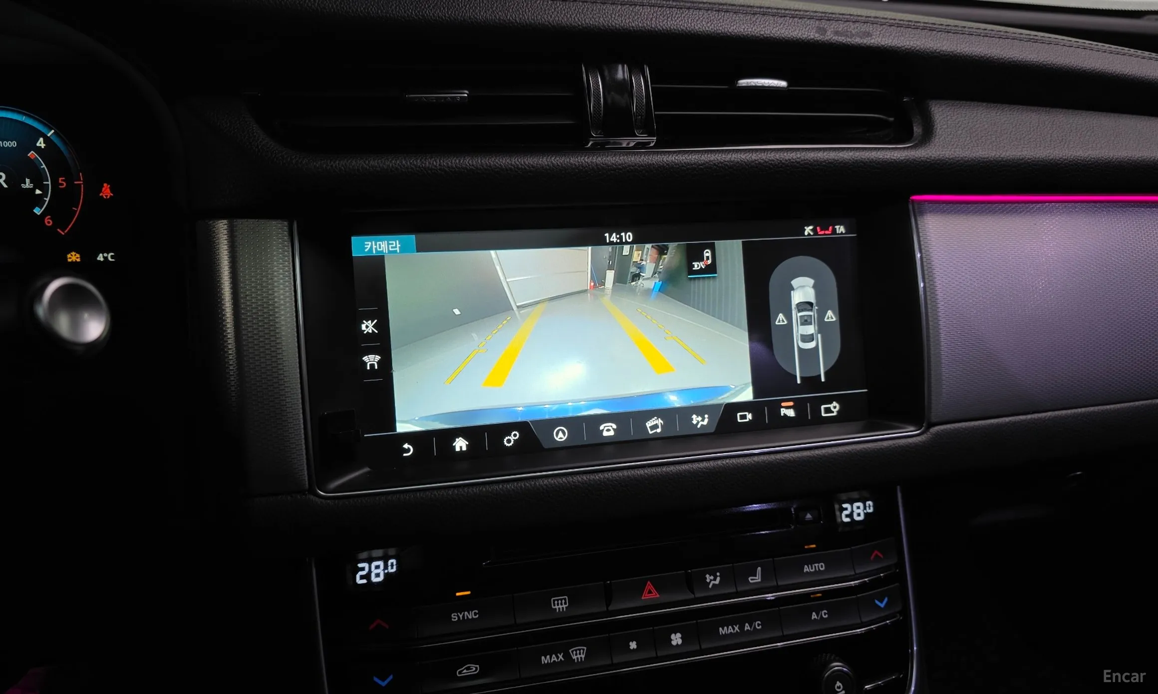 Jaguar XF (x260) превью 15