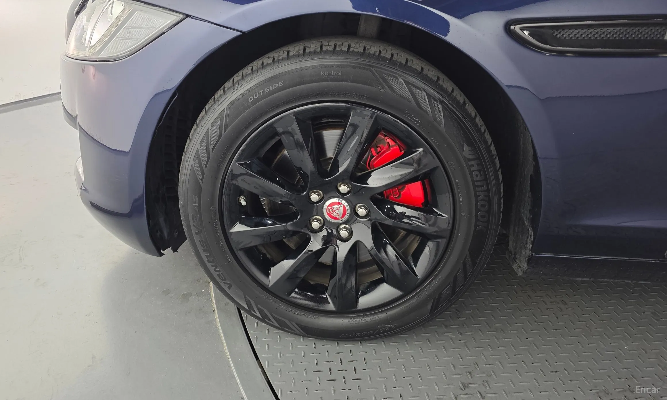 Jaguar XF (x260) превью 5