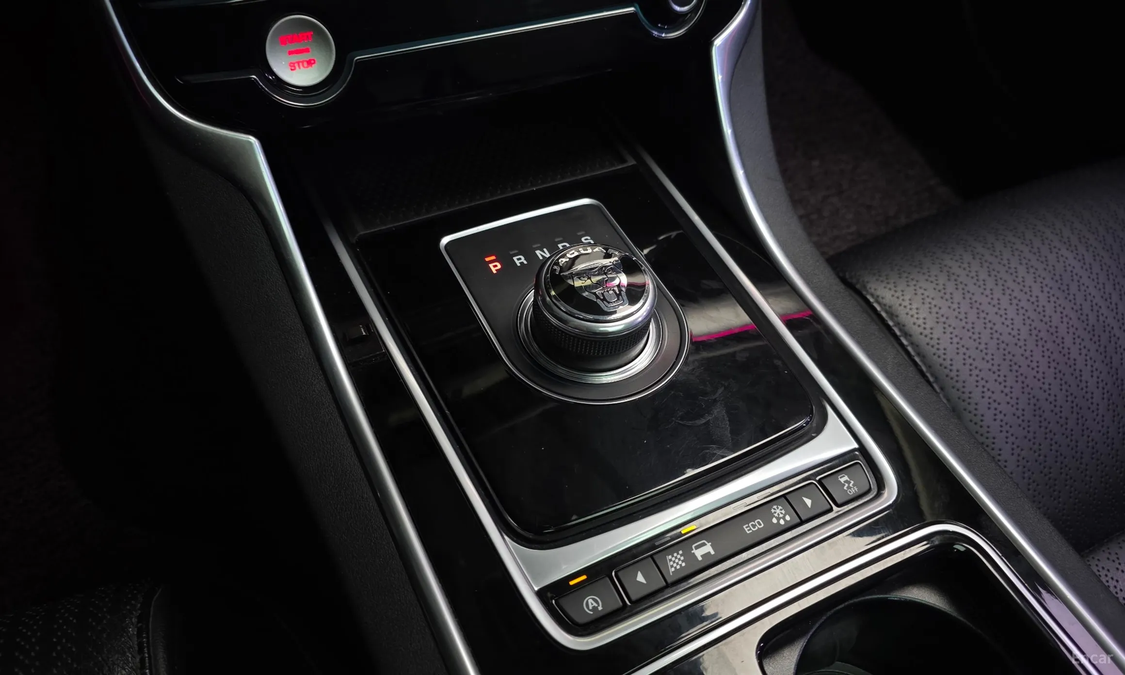 Jaguar XF (x260) превью 9