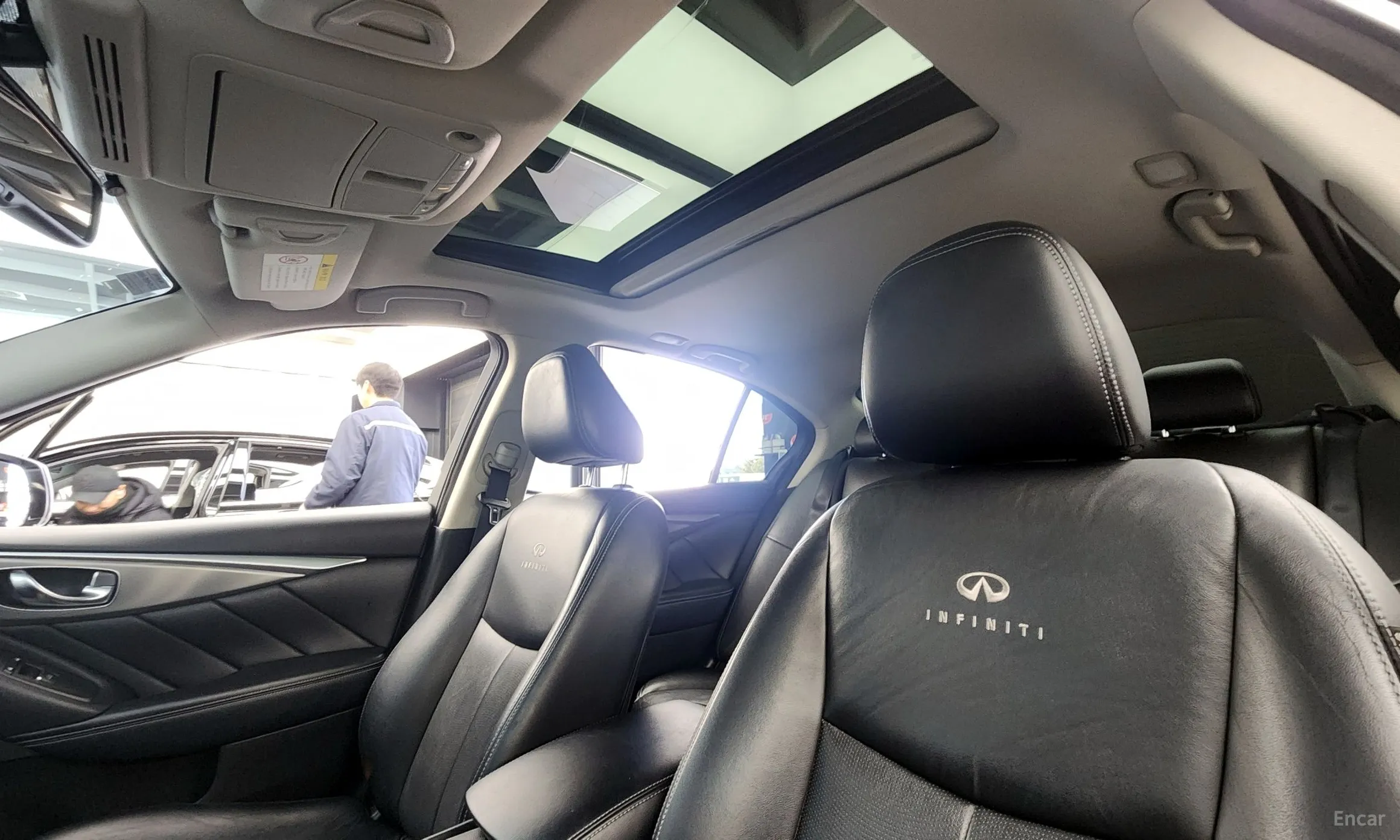 Infiniti Q50 превью 19