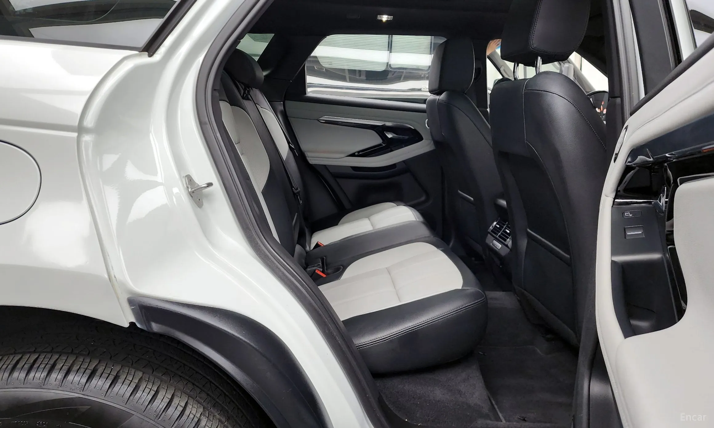 Land Rover Range Rover Evoque 2nd Generation превью 12