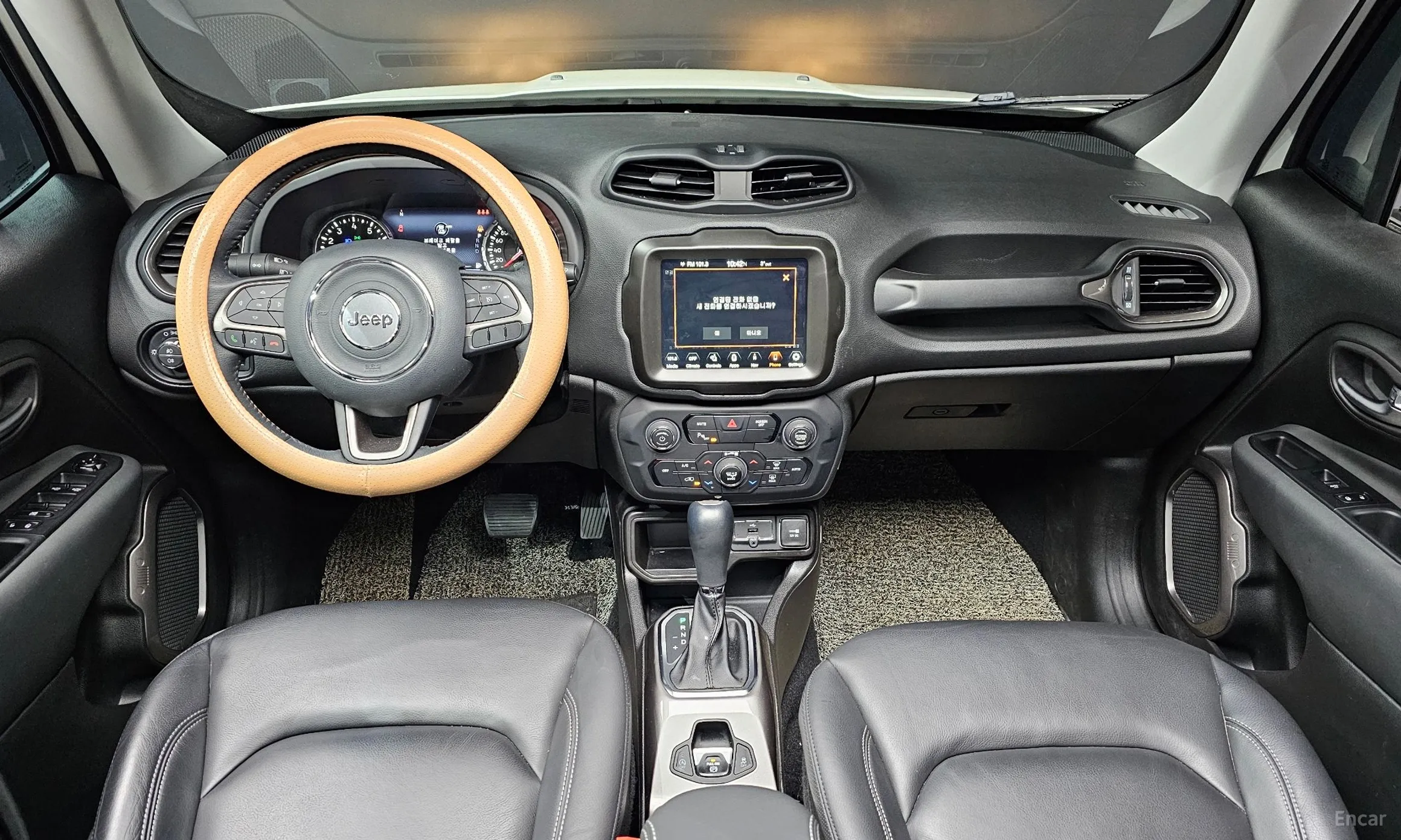 Jeep Renegade превью 7