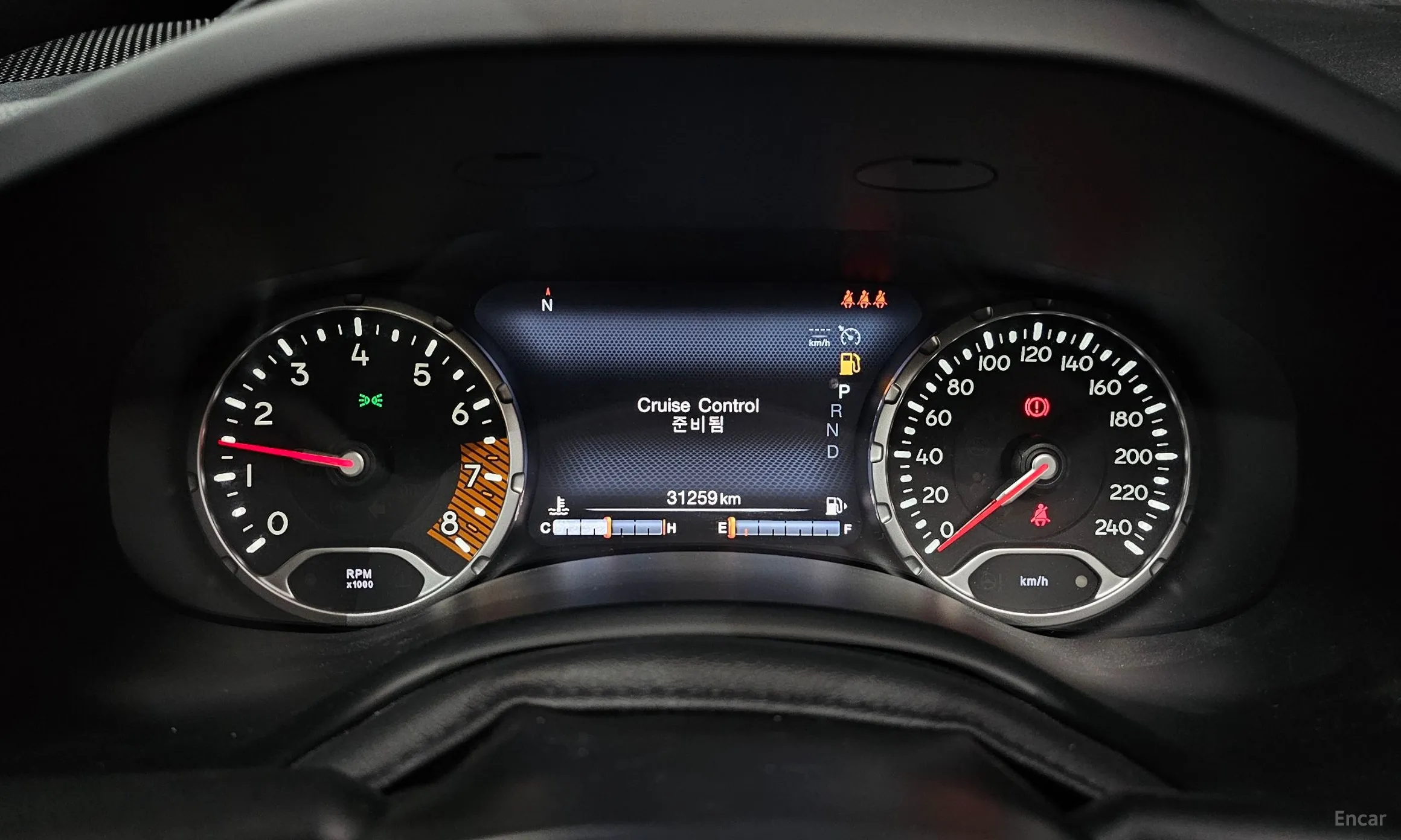 Jeep Renegade превью 8