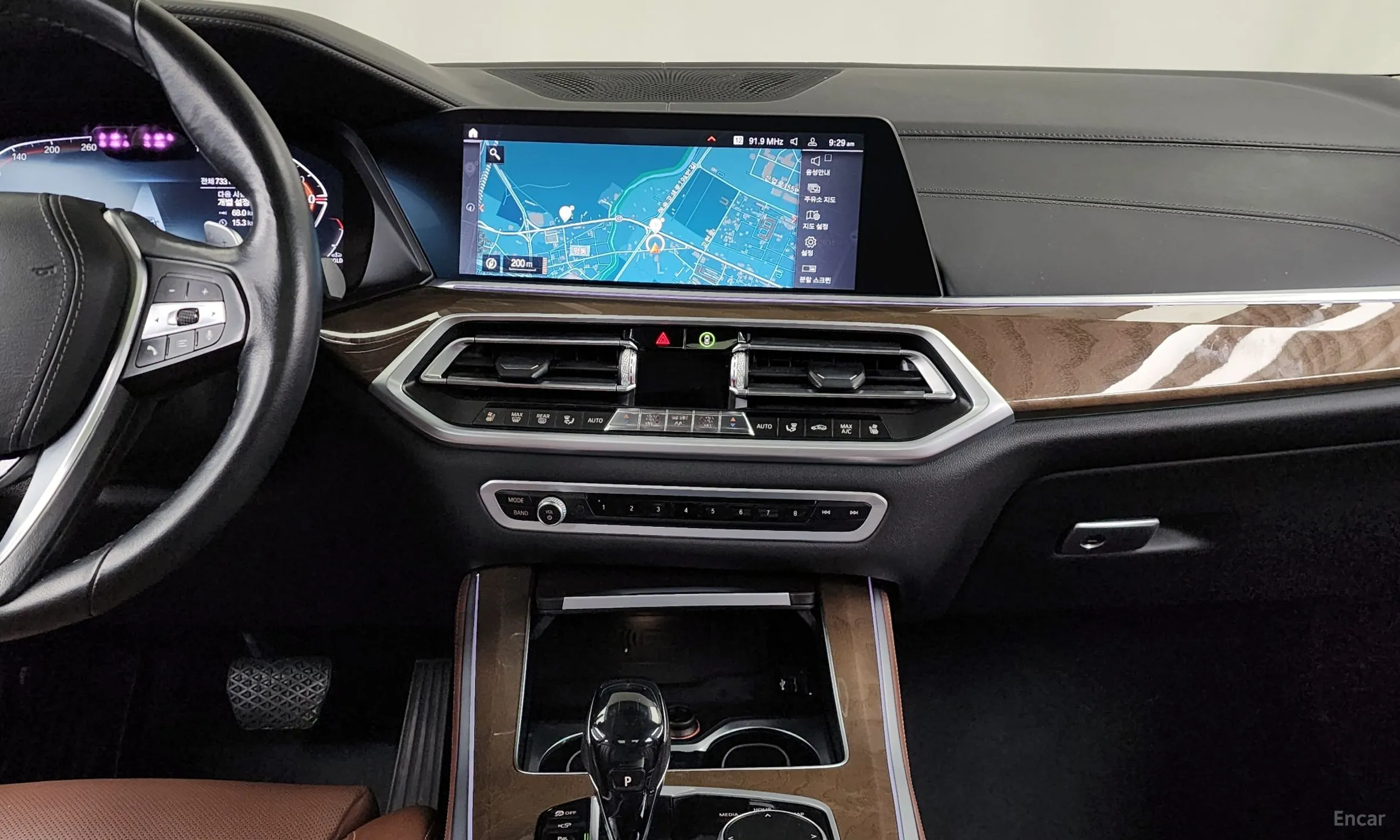 BMW X5 (G05) превью 14