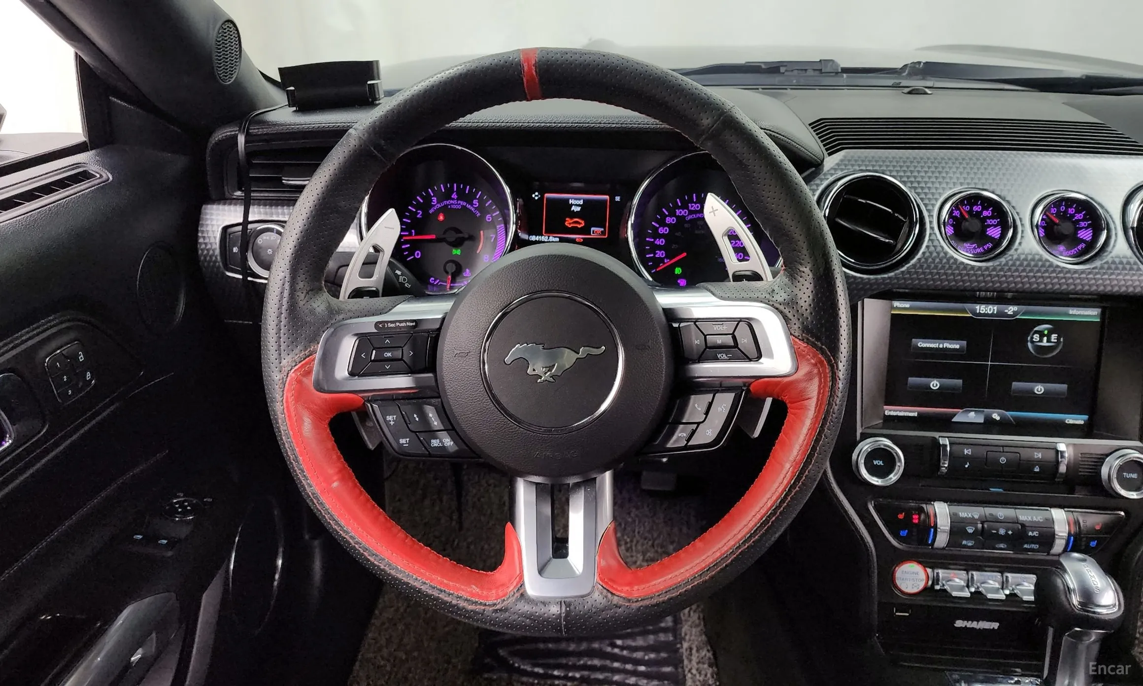 Ford Mustang превью 13