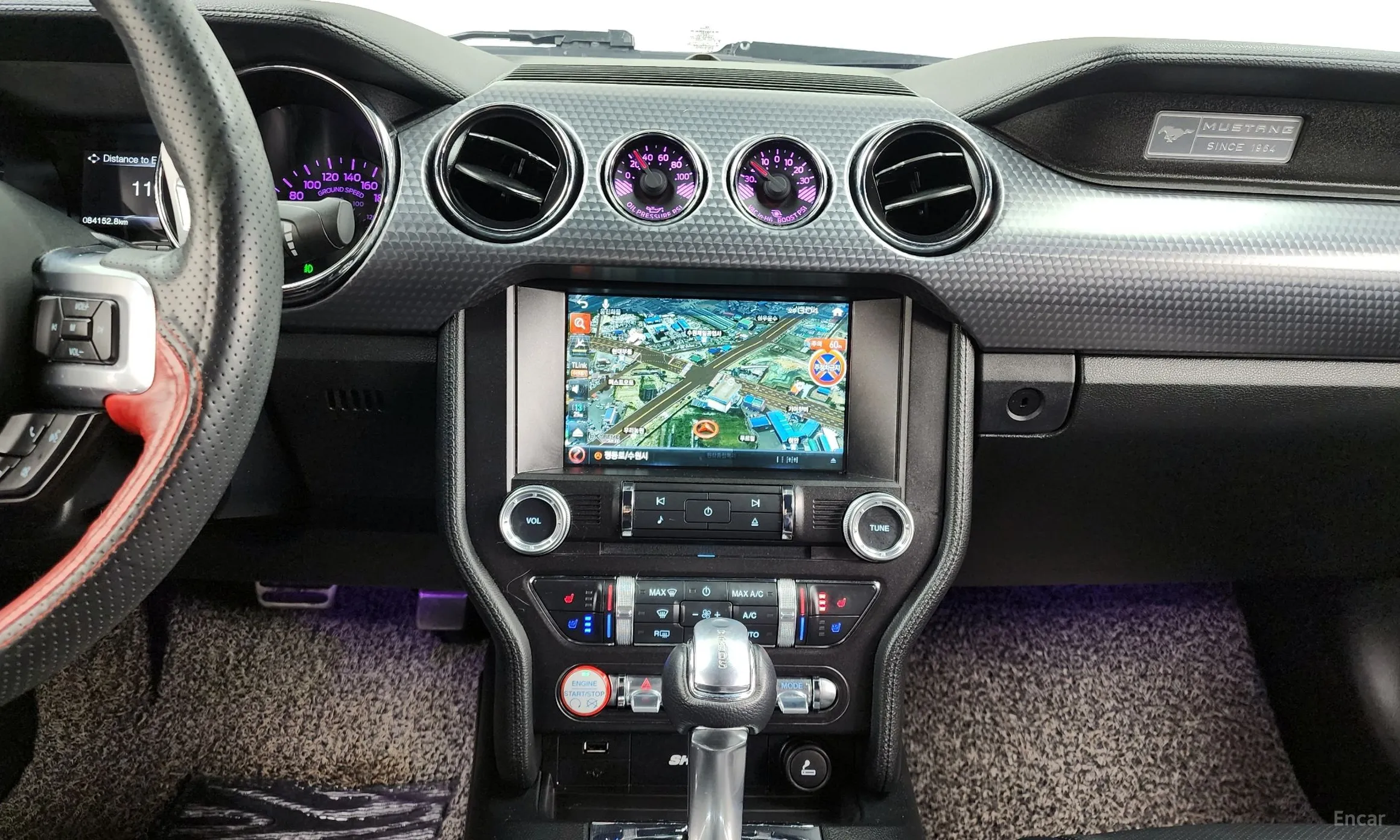Ford Mustang превью 14