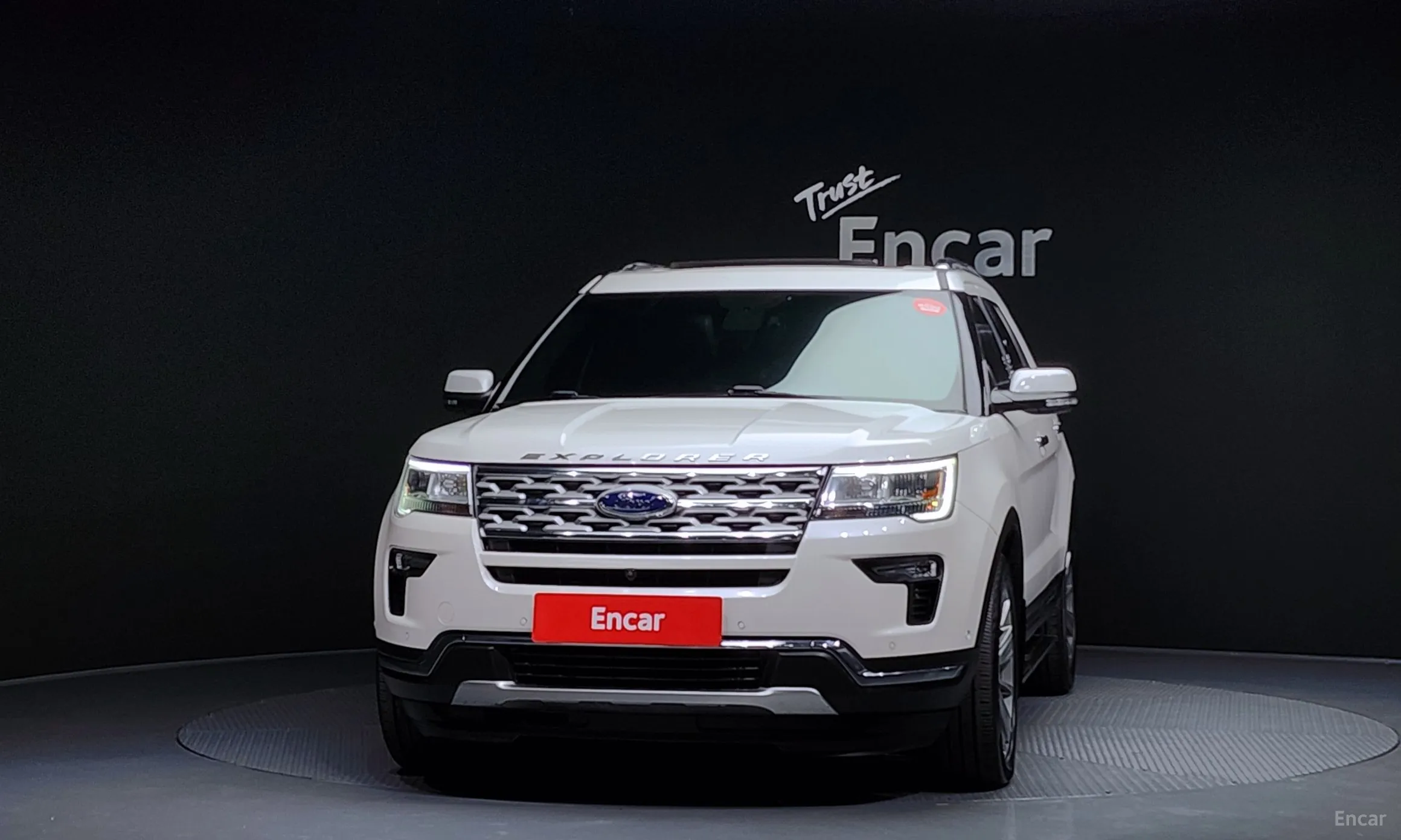 Ford Explorer превью 3