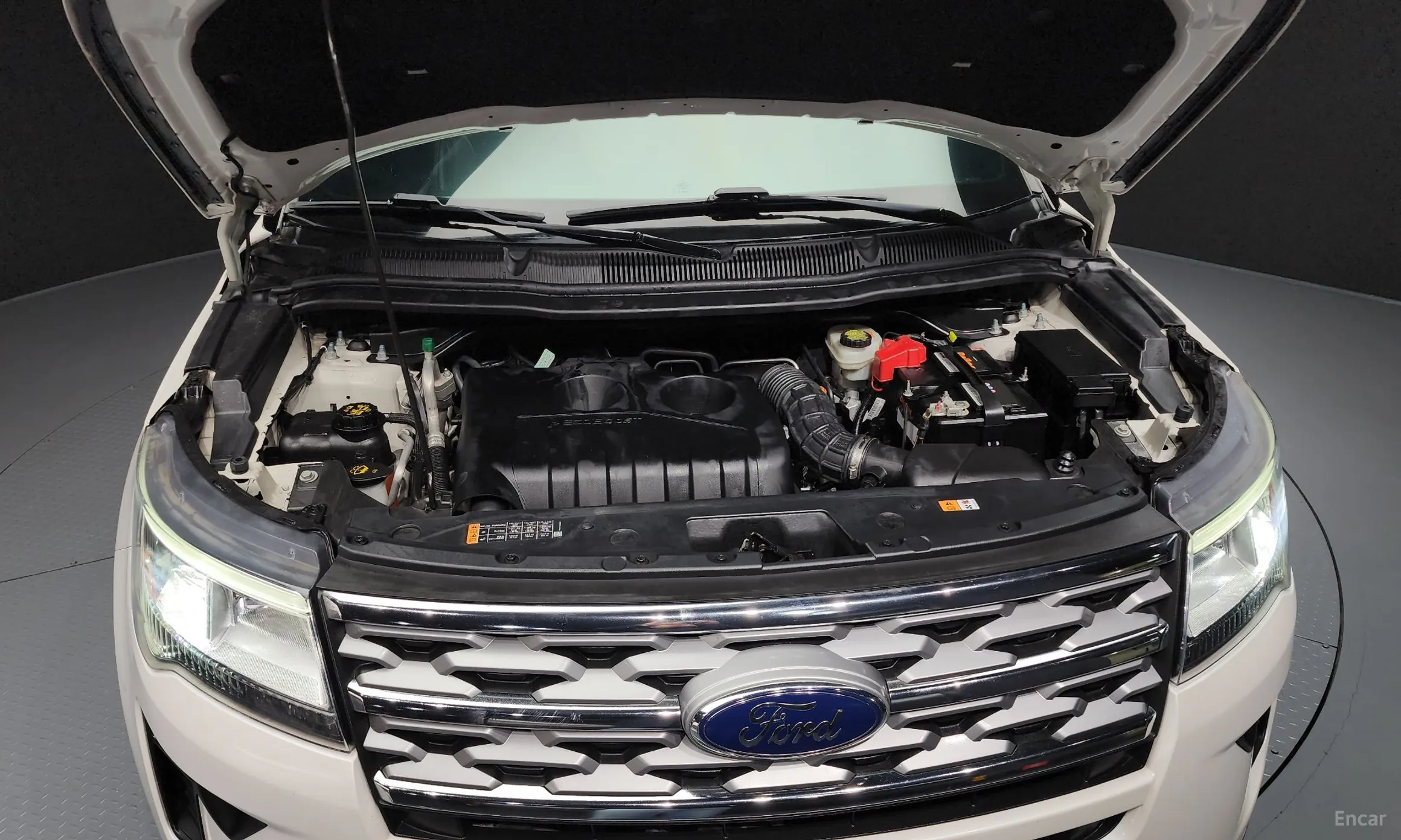 Ford Explorer превью 6