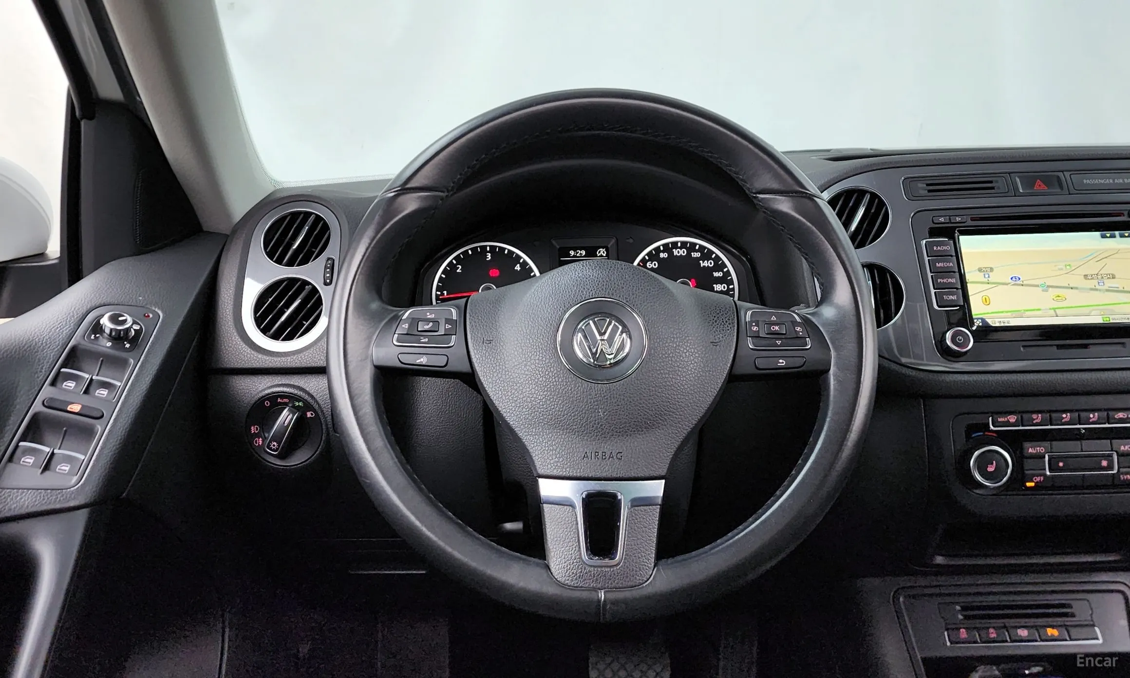 Volkswagen New Tiguan превью 13