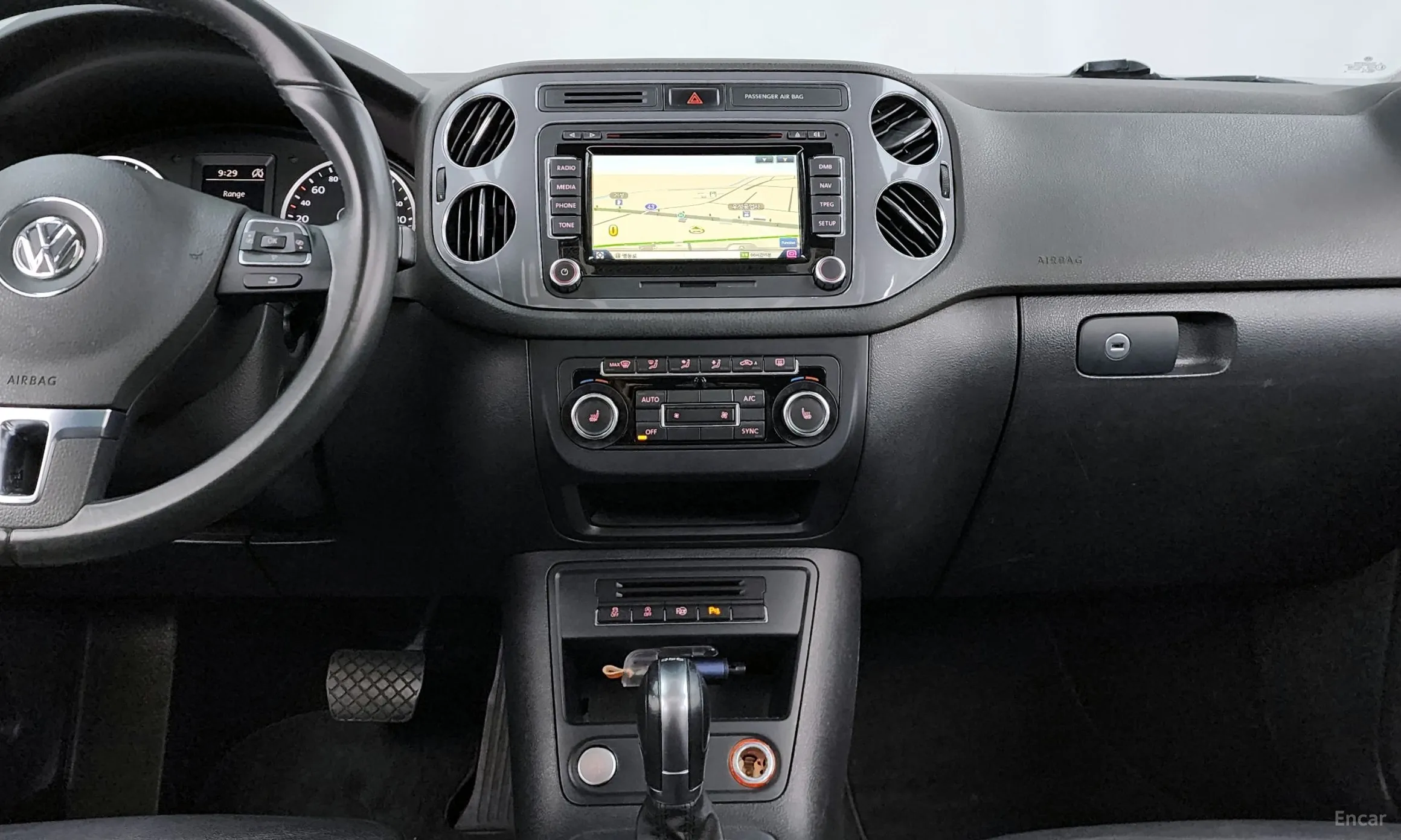 Volkswagen New Tiguan превью 14