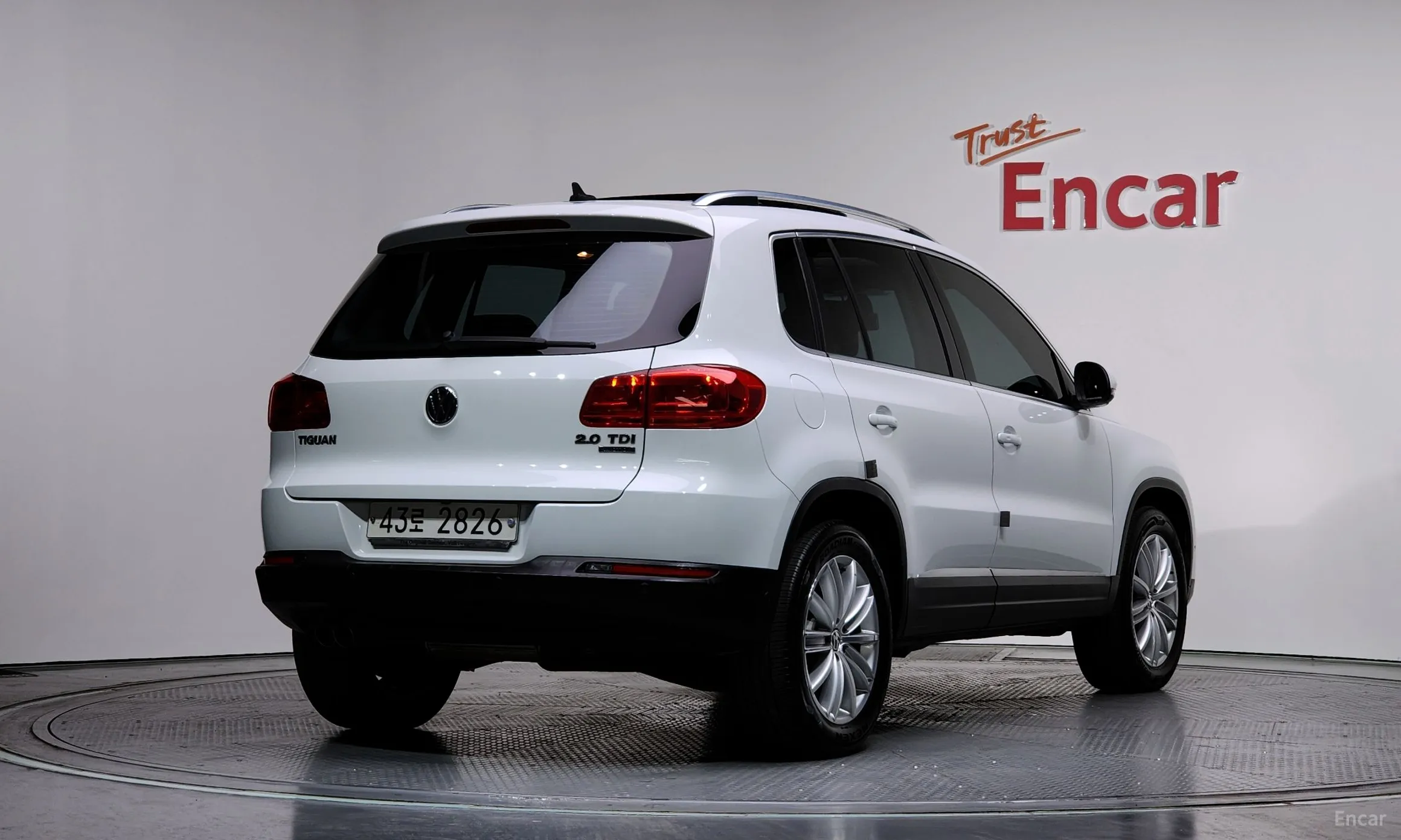 Volkswagen New Tiguan превью 2