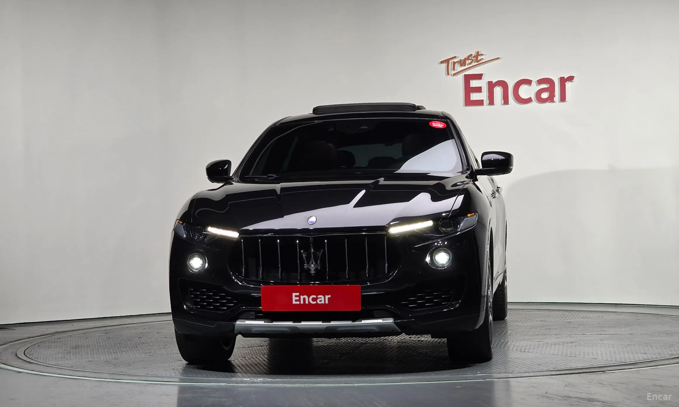 Maserati Levante превью 3
