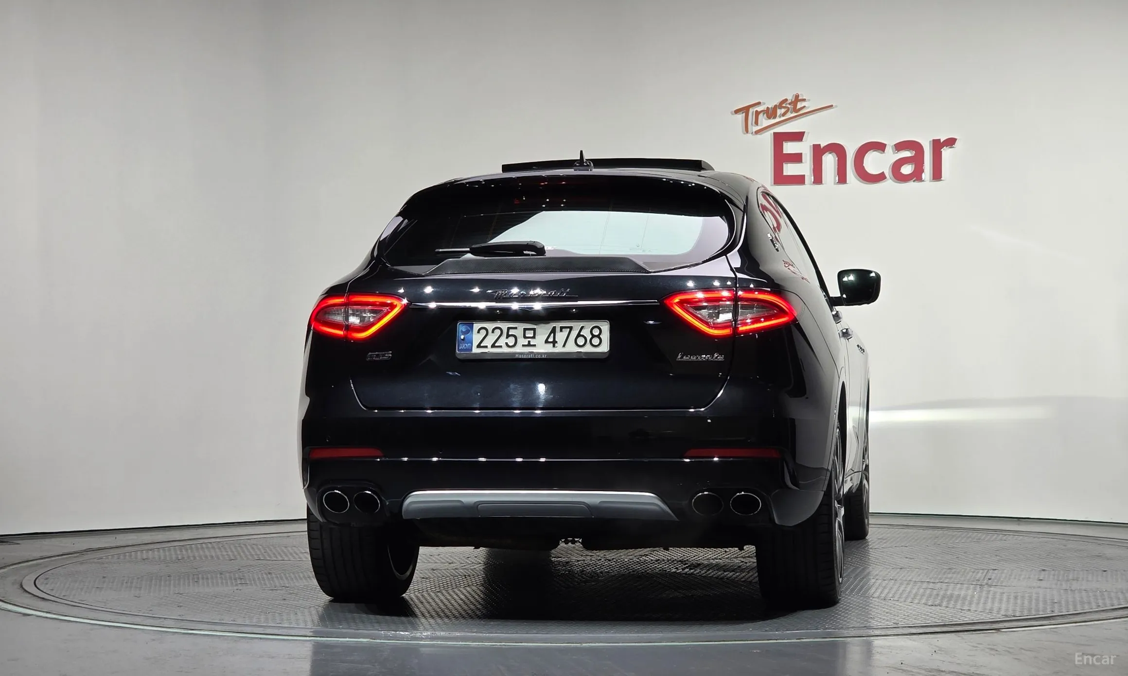 Maserati Levante превью 4