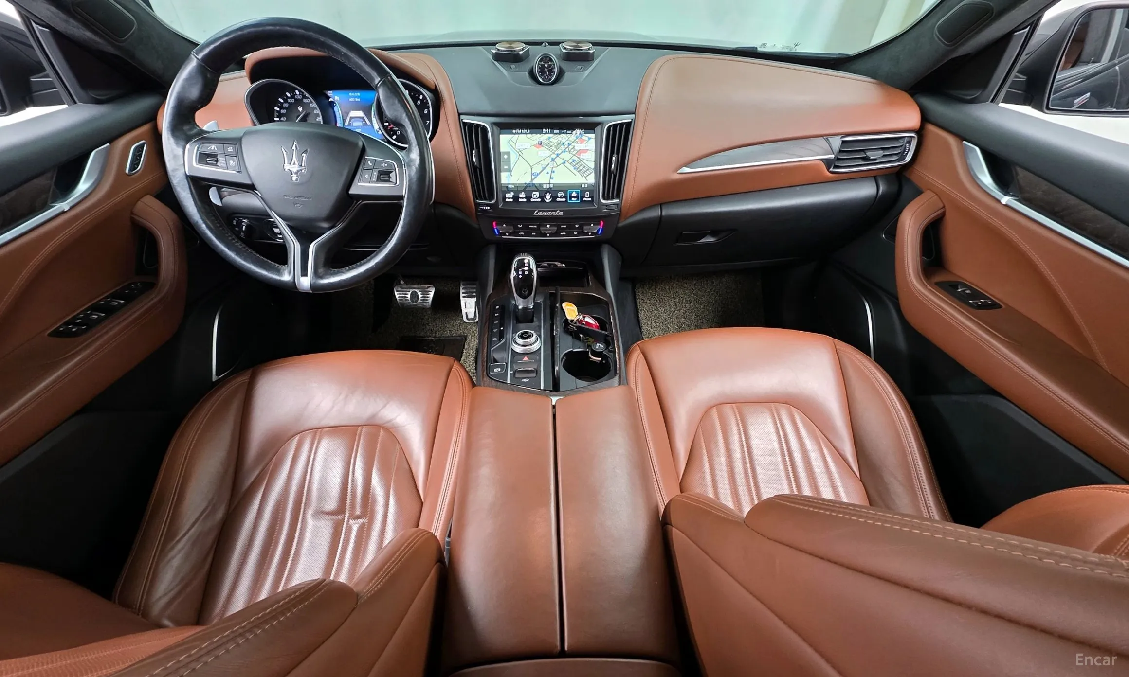 Maserati Levante превью 7