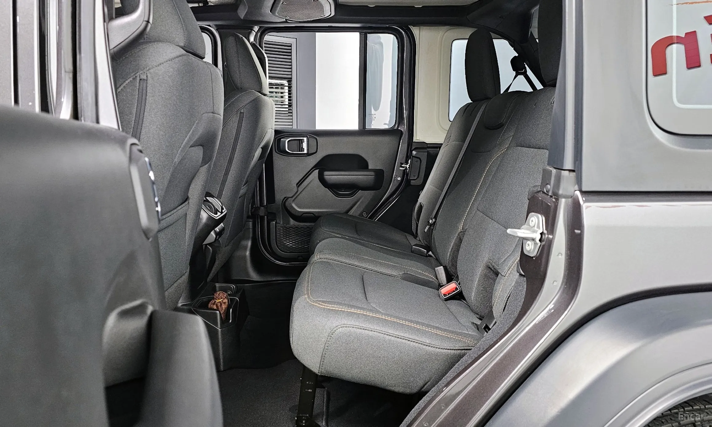 Jeep Wrangler (JL) превью 12