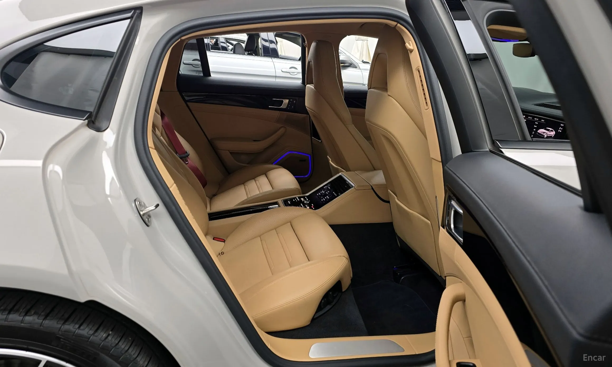 Porsche Panamera (971) превью 12